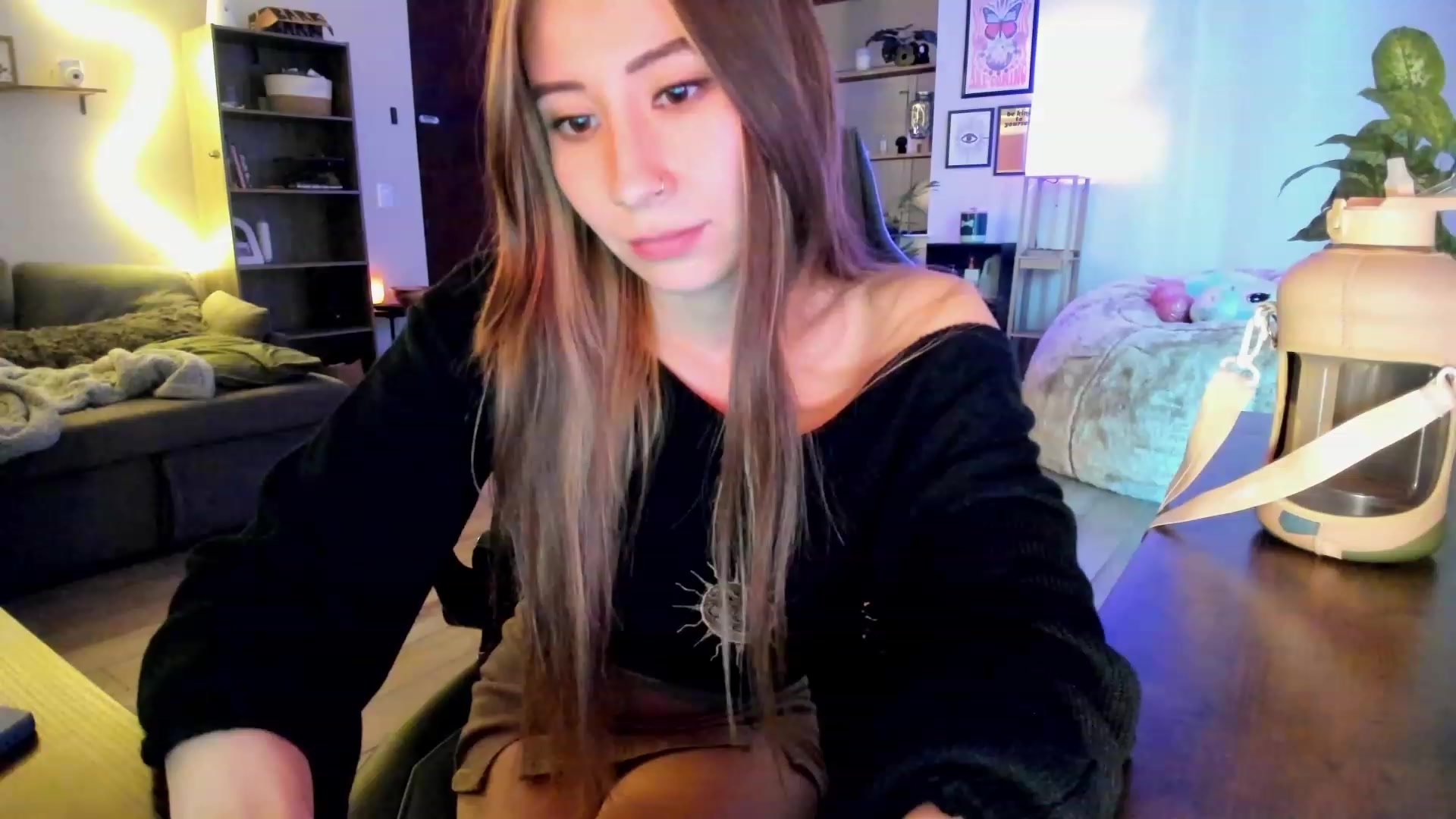 Gallery image thumbnail from lory_babygirl's myfreecams stream on, 11/29/2023, 19:03 image 20 of 20