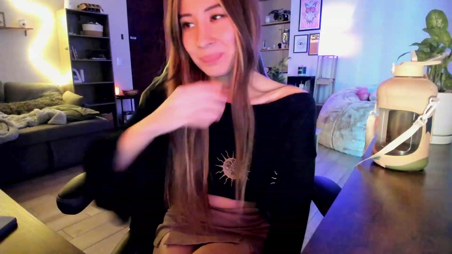 Gallery image thumbnail from lory_babygirl's myfreecams stream on, 11/29/2023, 21:28 image 1 of 20