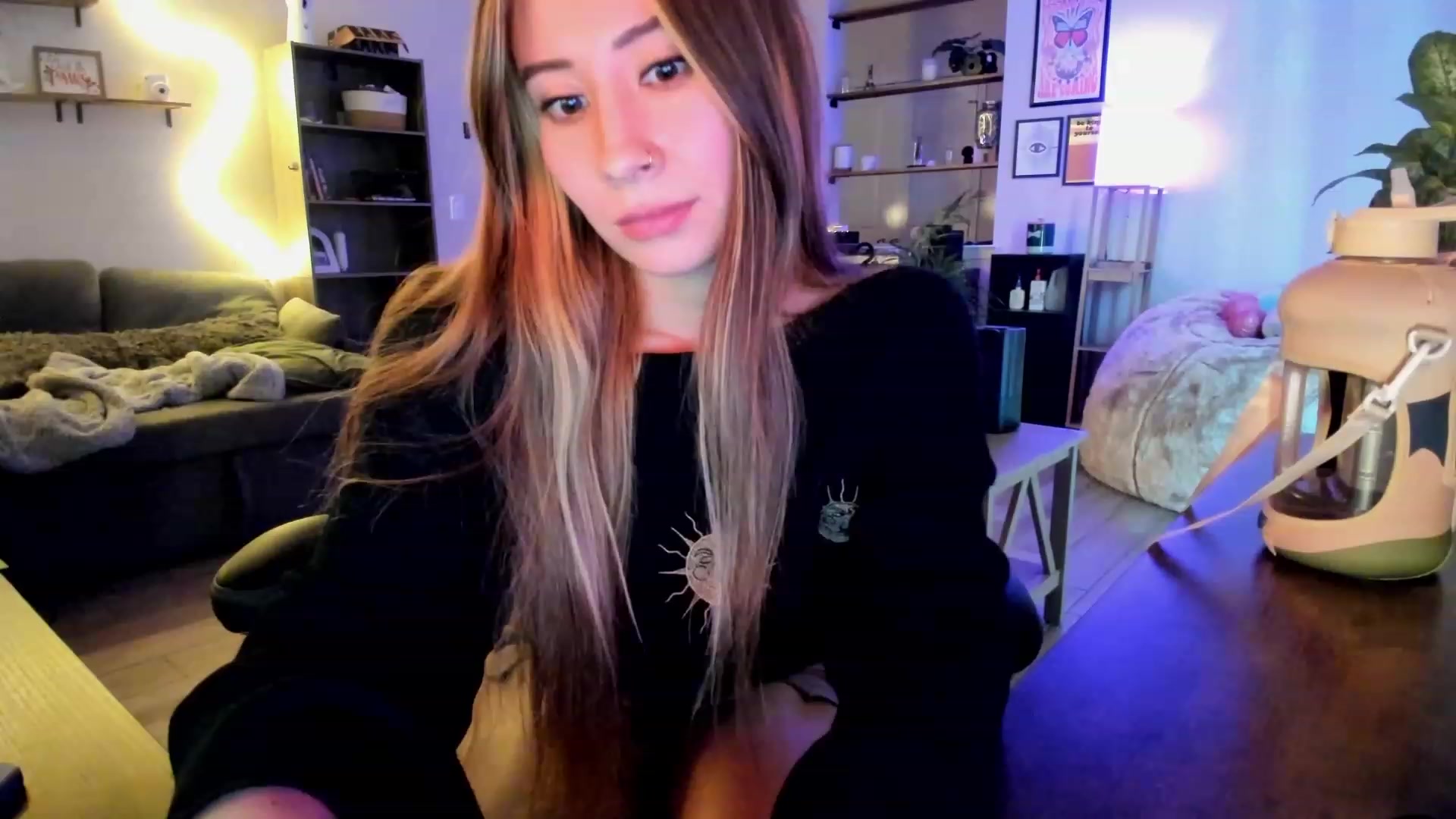 Gallery image thumbnail from lory_babygirl's myfreecams stream on, 11/29/2023, 21:28 image 8 of 20