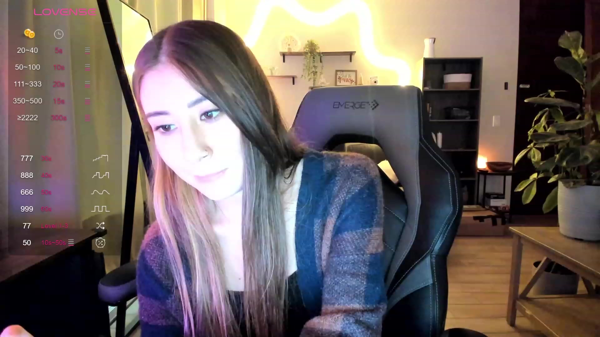 Gallery image thumbnail from lory_babygirl's myfreecams stream on, 12/21/2023, 21:07 image 7 of 20