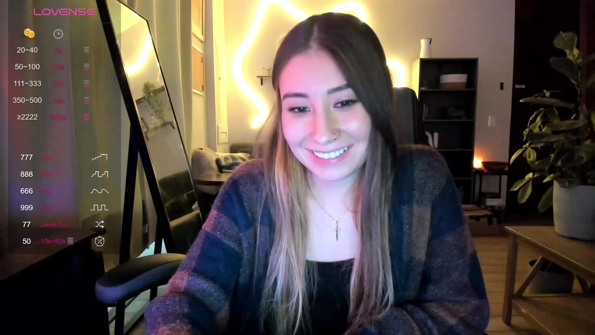 Gallery image thumbnail from lory_babygirl's myfreecams stream on, 12/21/2023, 21:07 image 6 of 20
