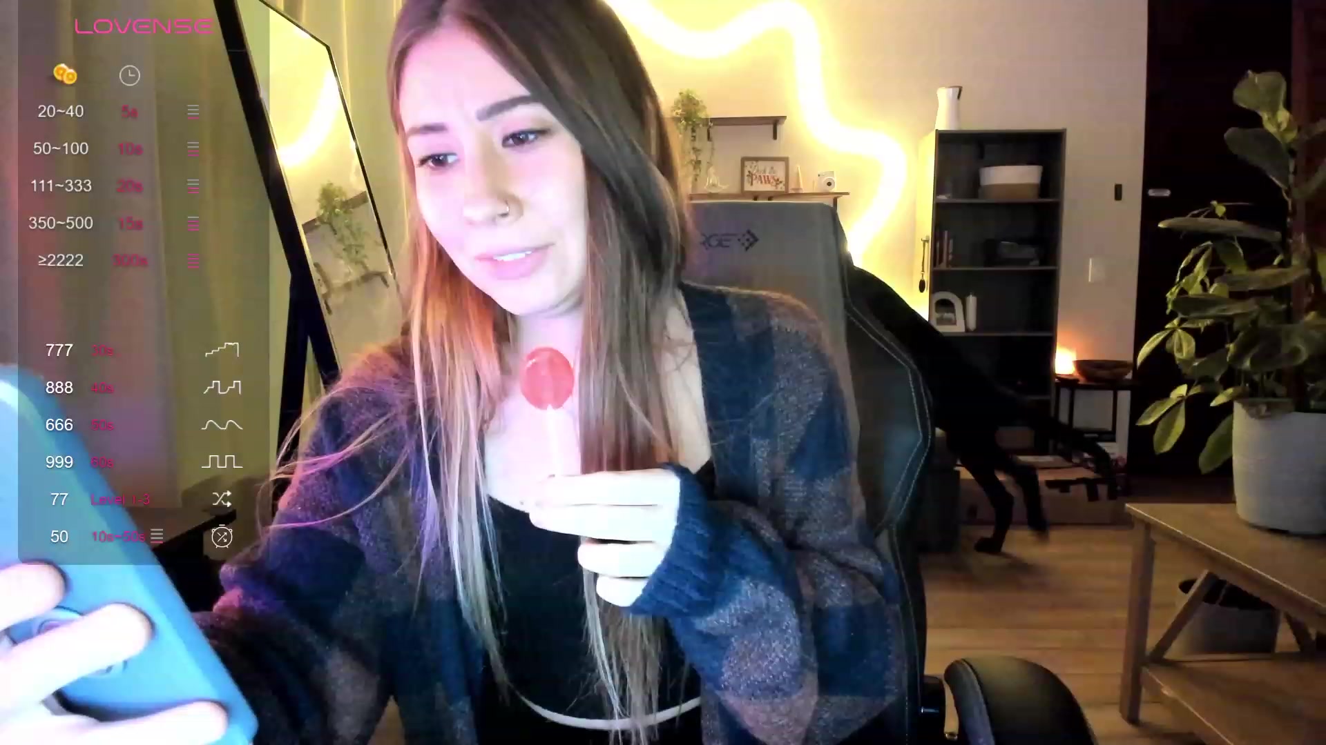 Gallery image thumbnail from lory_babygirl's myfreecams stream on, 12/21/2023, 21:07 image 1 of 20