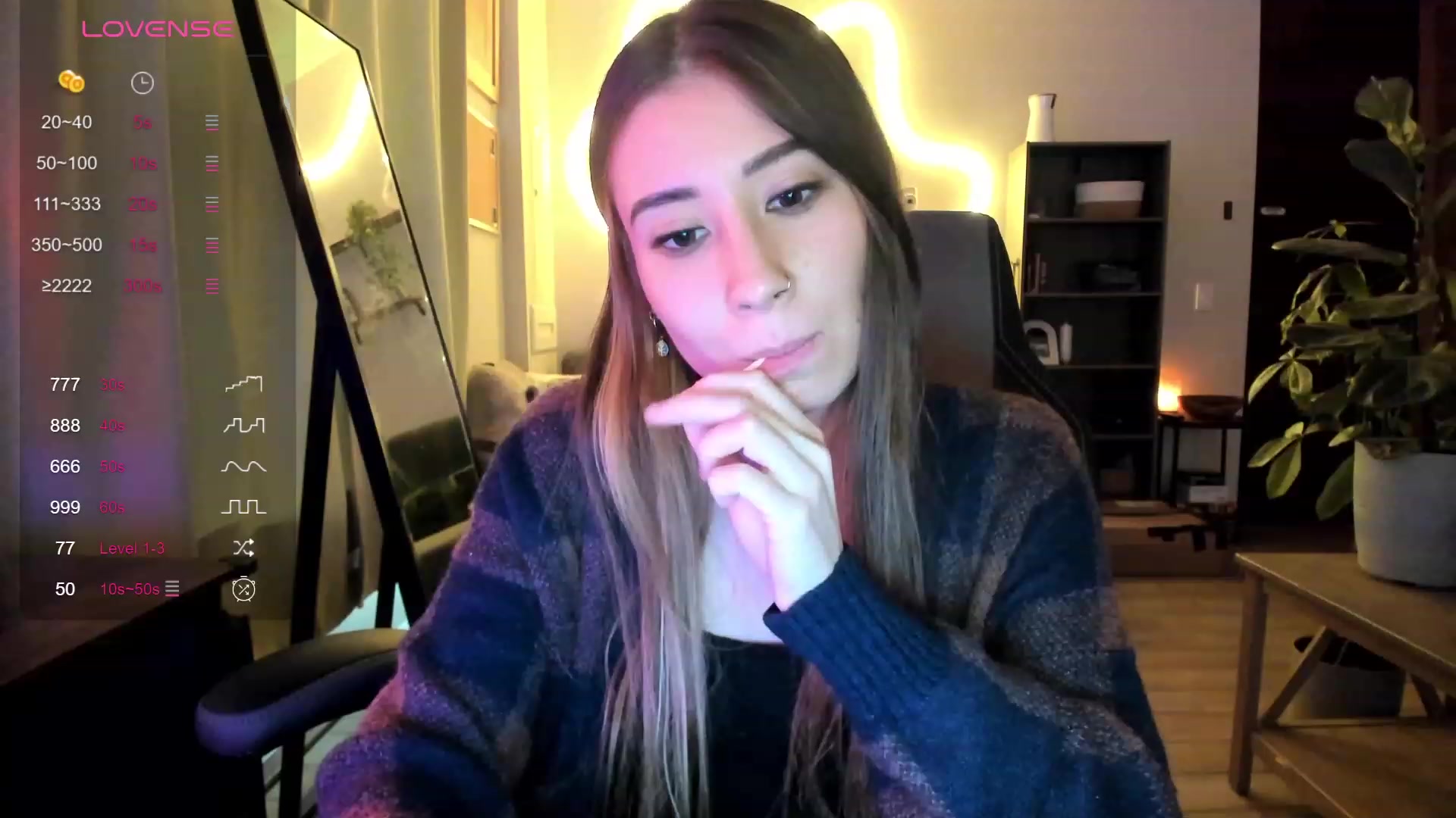 Gallery image thumbnail from lory_babygirl's myfreecams stream on, 12/21/2023, 21:07 image 4 of 20