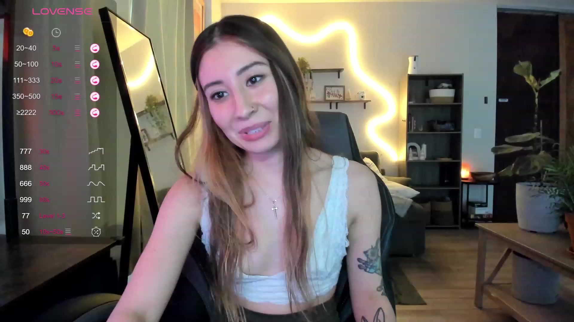 Gallery image thumbnail from lory_babygirl's myfreecams stream on, 12/28/2023, 22:09 image 6 of 20