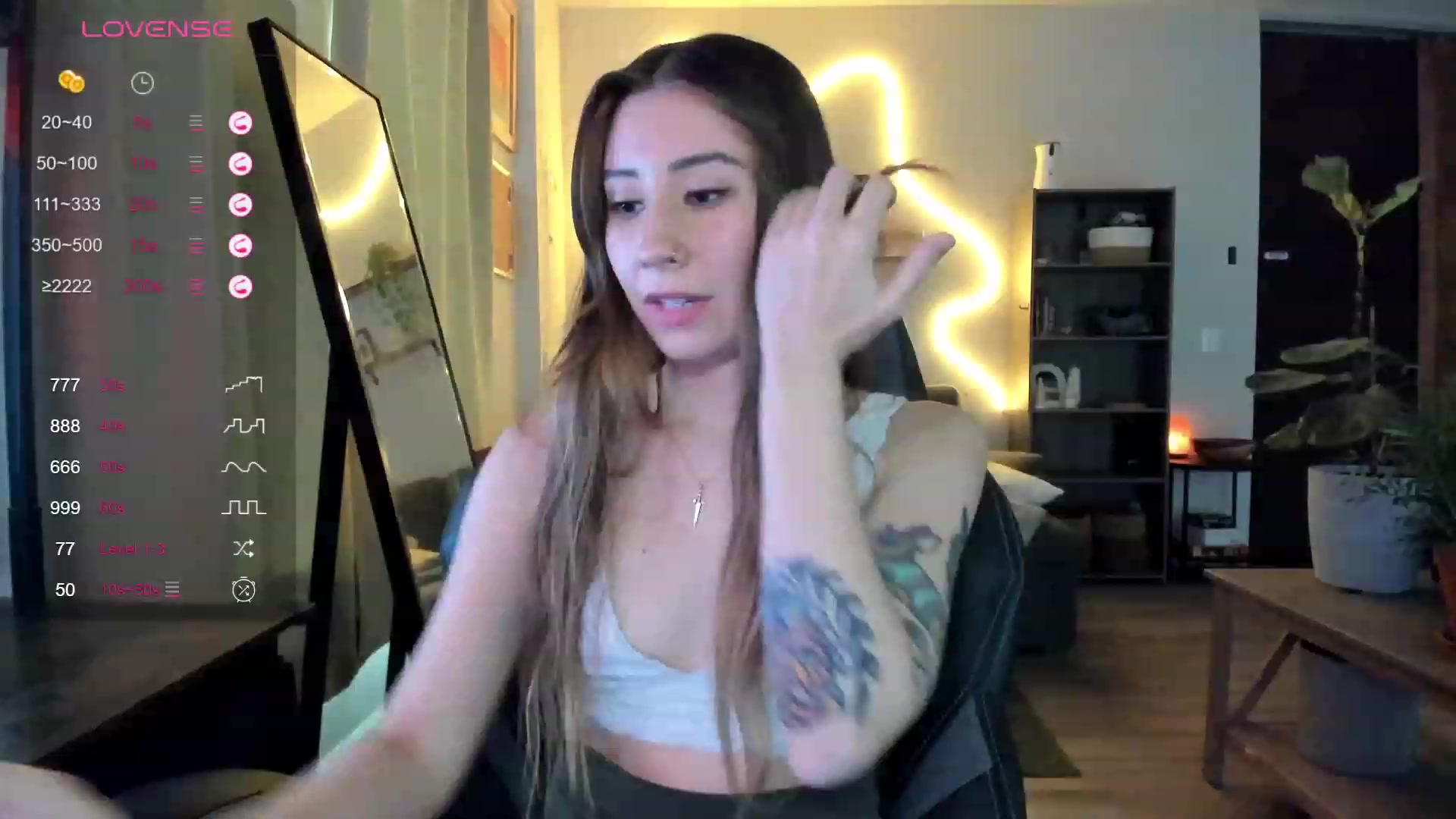 Gallery image thumbnail from lory_babygirl's myfreecams stream on, 12/28/2023, 22:09 image 5 of 20