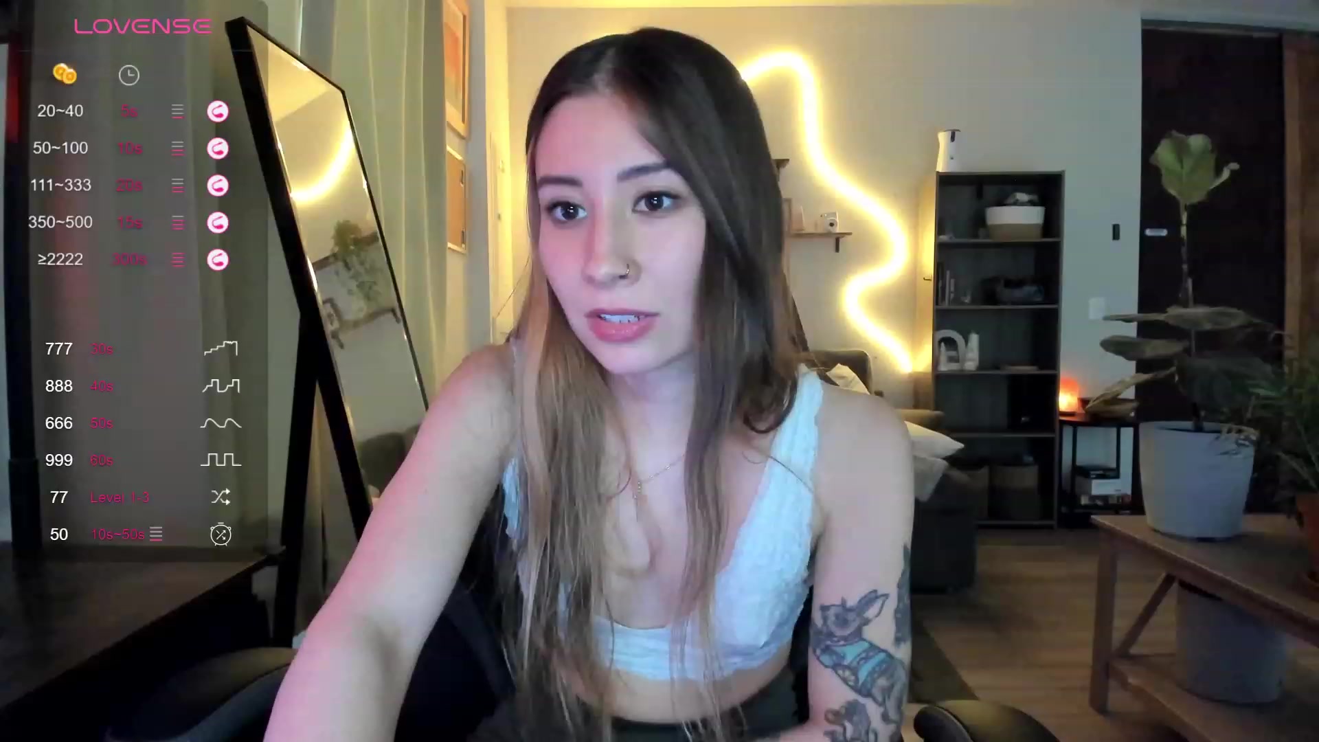 Gallery image thumbnail from lory_babygirl's myfreecams stream on, 12/28/2023, 22:09 image 8 of 20