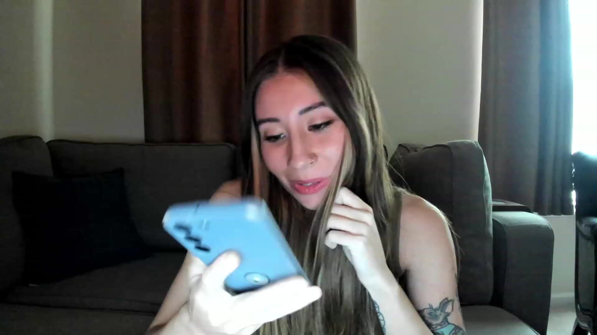 Gallery image thumbnail from lory_babygirl's myfreecams stream on, 01/18/2024, 20:12 image 3 of 20