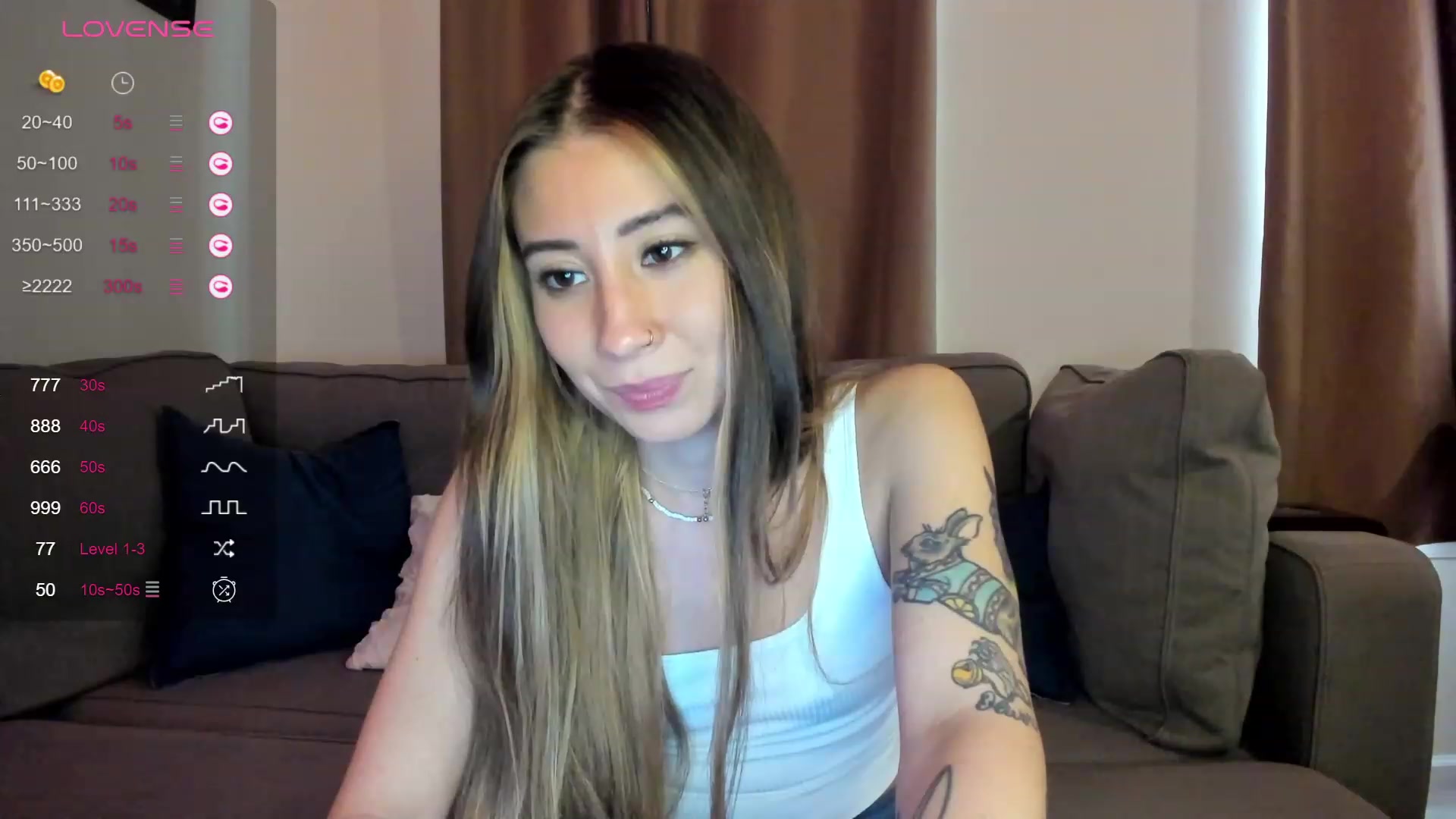 Gallery image thumbnail from lory_babygirl's myfreecams stream on, 01/24/2024, 18:37 image 8 of 20