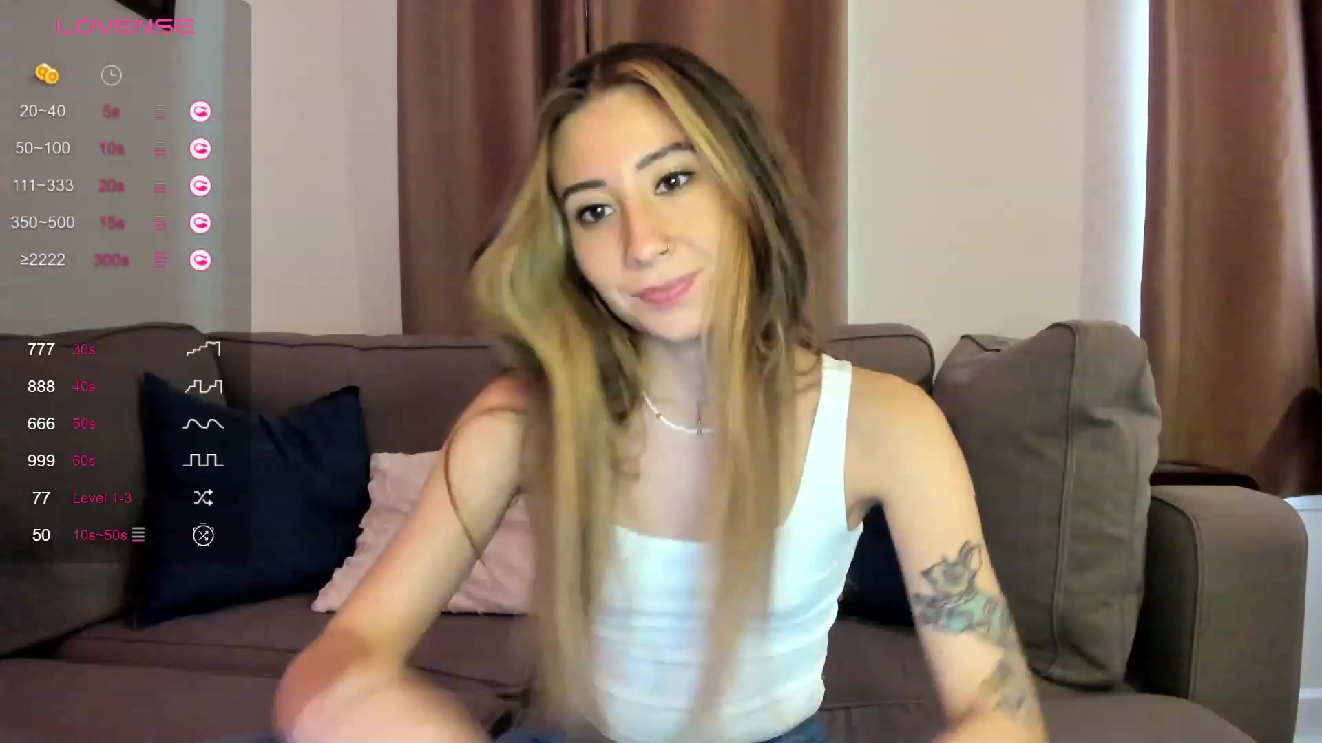 Gallery image thumbnail from lory_babygirl's myfreecams stream on, 01/24/2024, 18:37 image 5 of 20