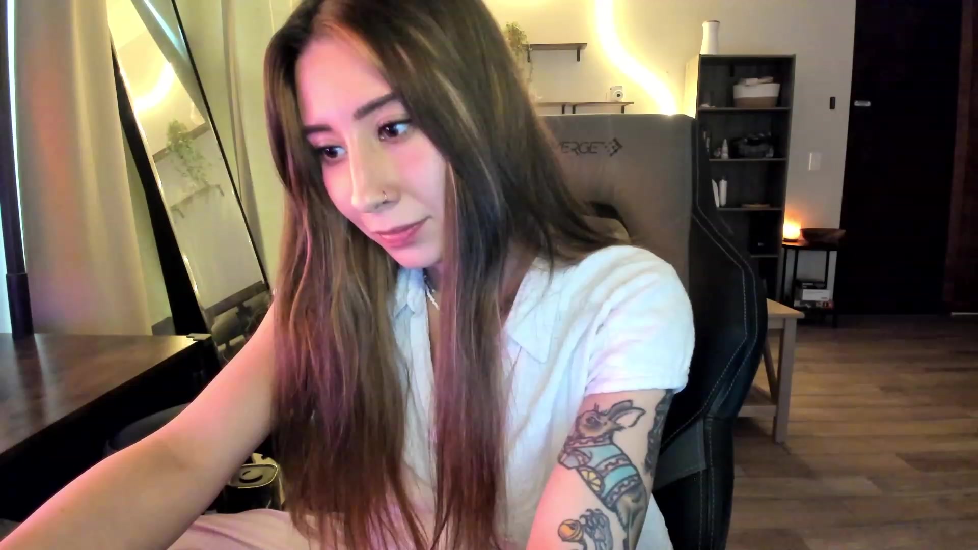 Gallery image thumbnail from lory_babygirl's myfreecams stream on, 01/30/2024, 20:34 image 6 of 20