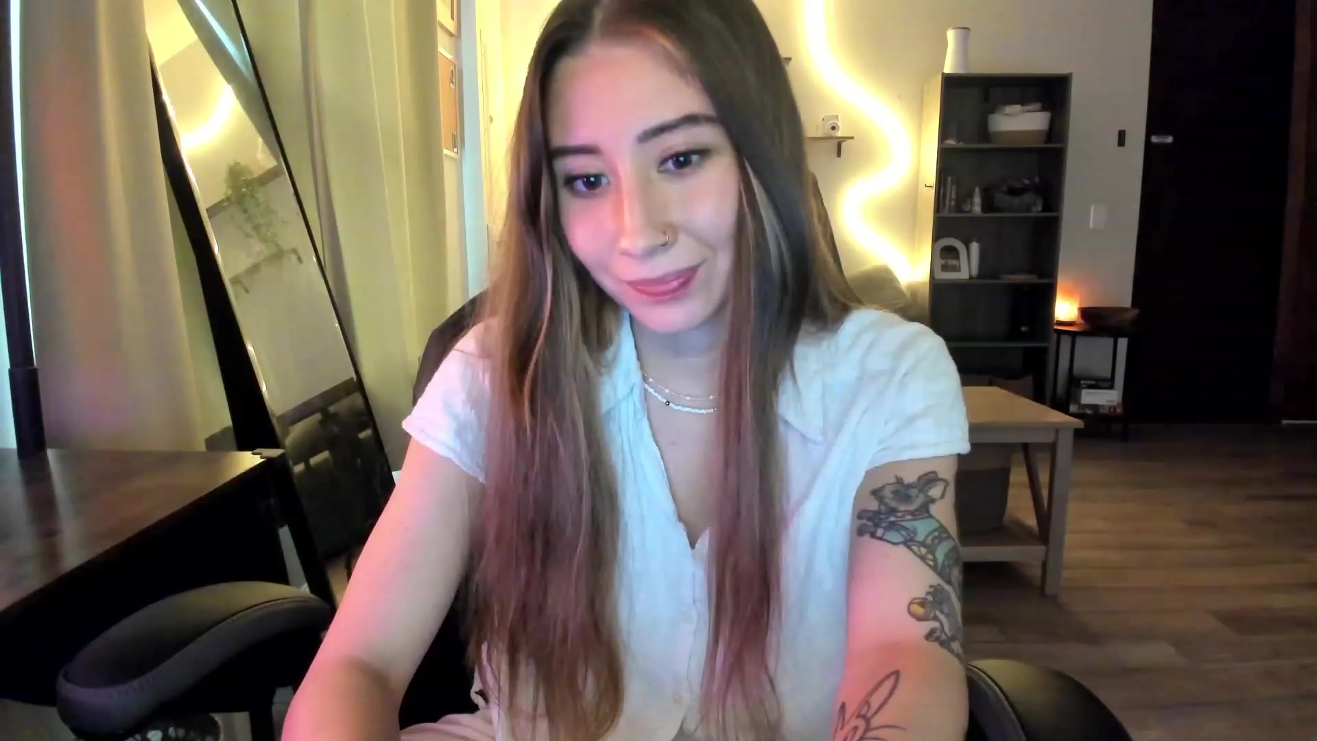 Gallery image thumbnail from lory_babygirl's myfreecams stream on, 01/30/2024, 20:34 image 8 of 20