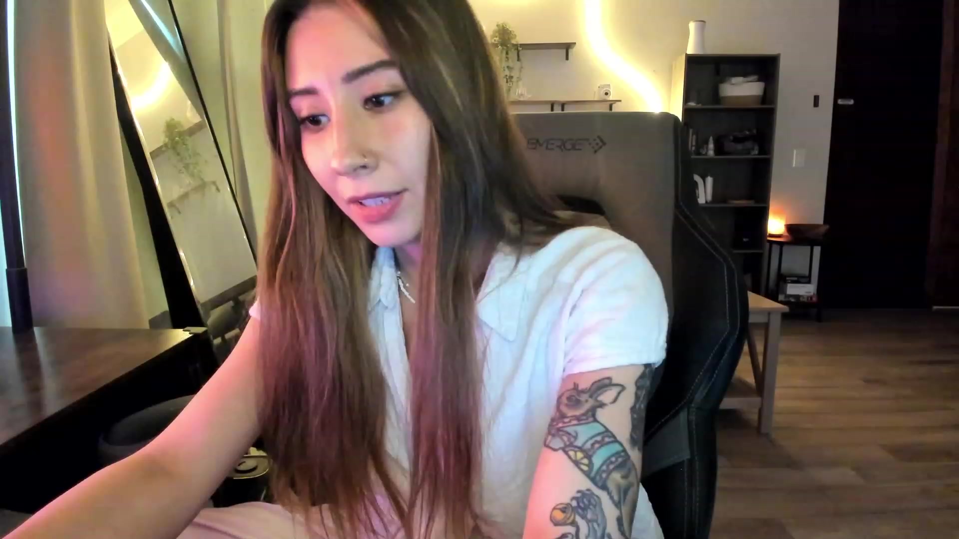 Gallery image thumbnail from lory_babygirl's myfreecams stream on, 01/30/2024, 20:34 image 5 of 20