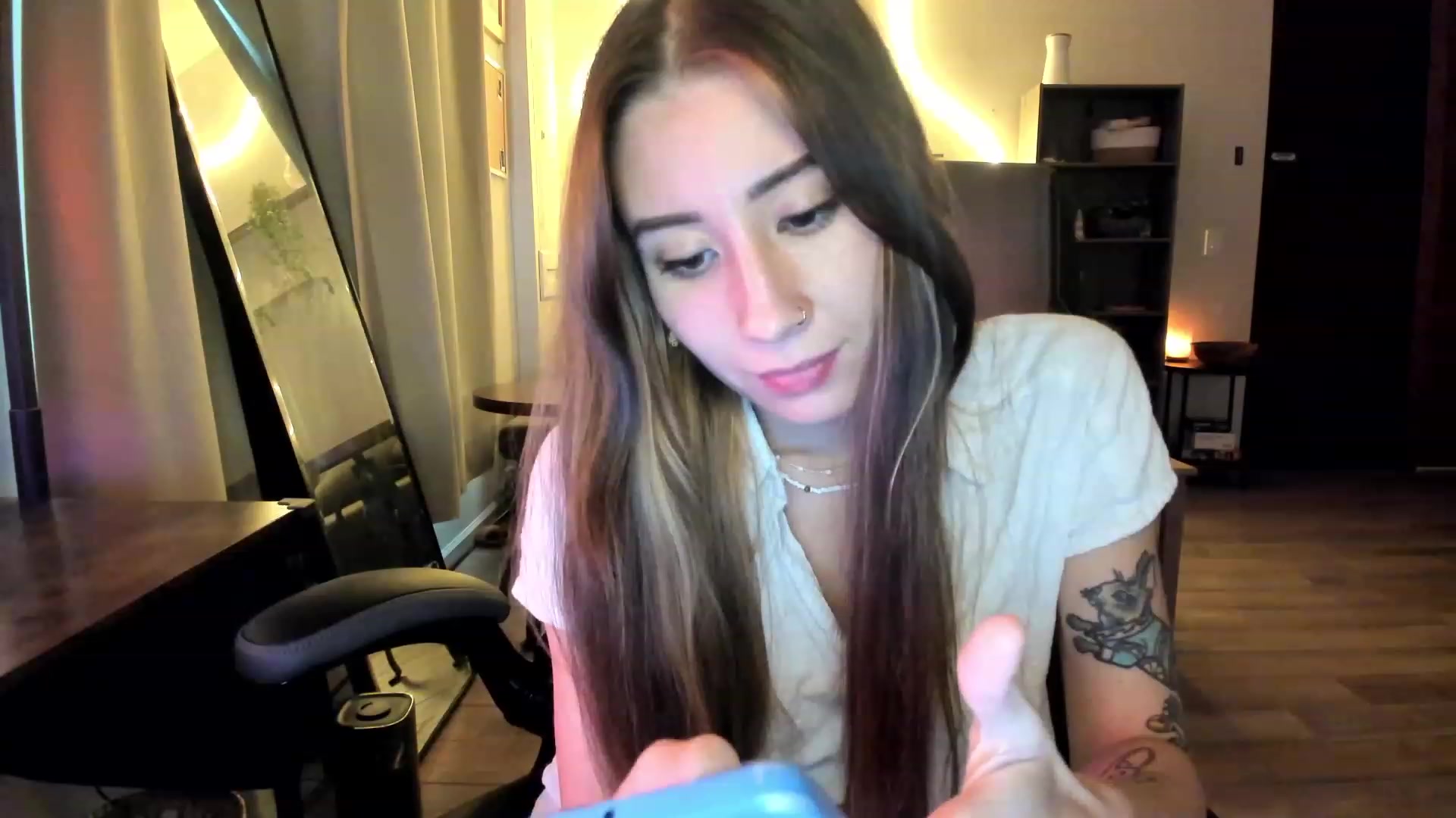 Gallery image thumbnail from lory_babygirl's myfreecams stream on, 01/30/2024, 21:30 image 20 of 20
