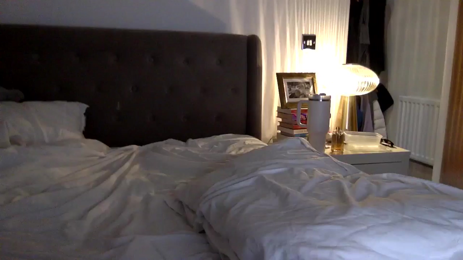 Gallery image thumbnail from louisezus's myfreecams stream on, 04/19/2025, 22:16 image 8 of 20