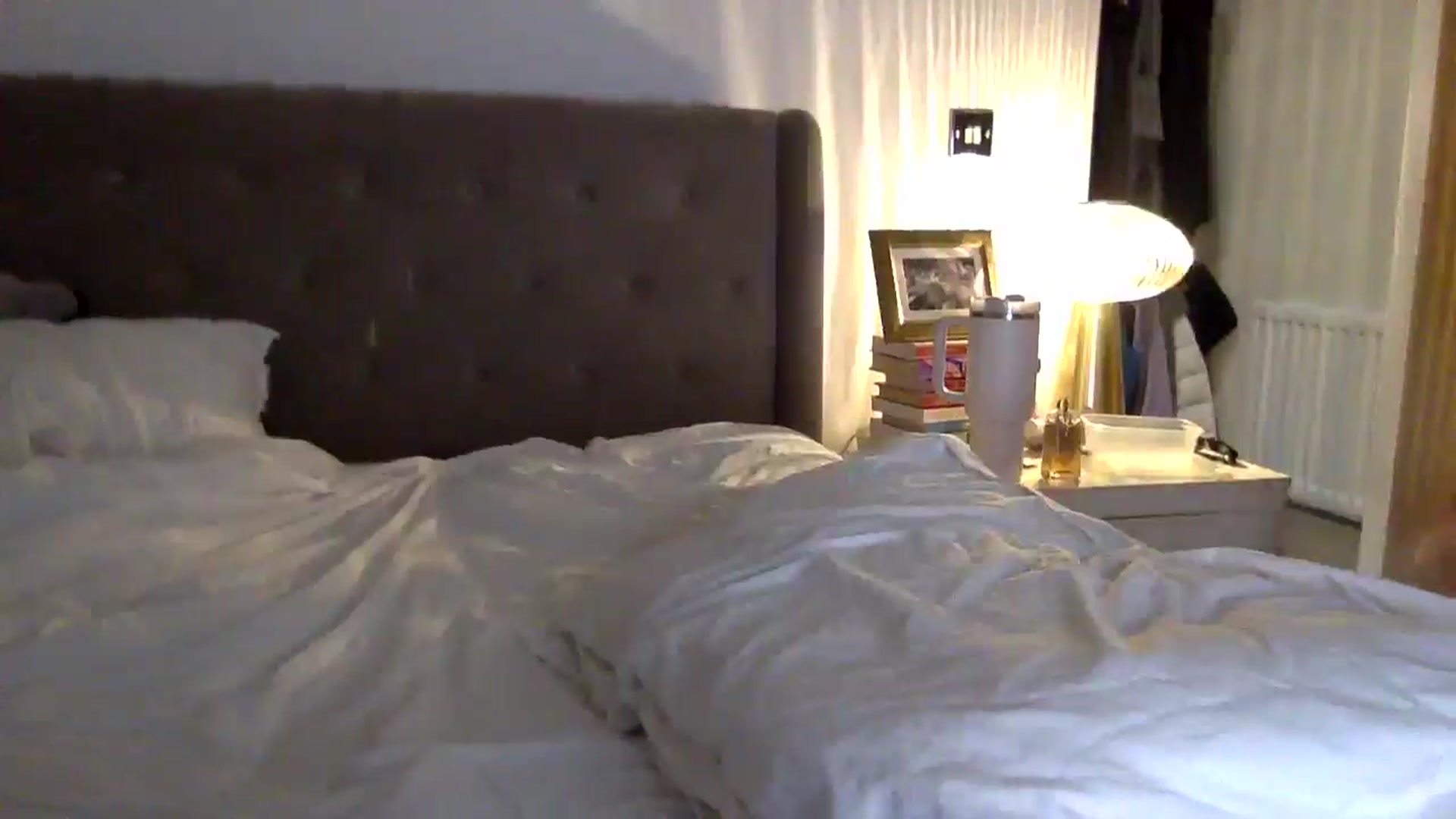 Gallery image thumbnail from louisezus's myfreecams stream on, 04/19/2025, 22:16 image 7 of 20