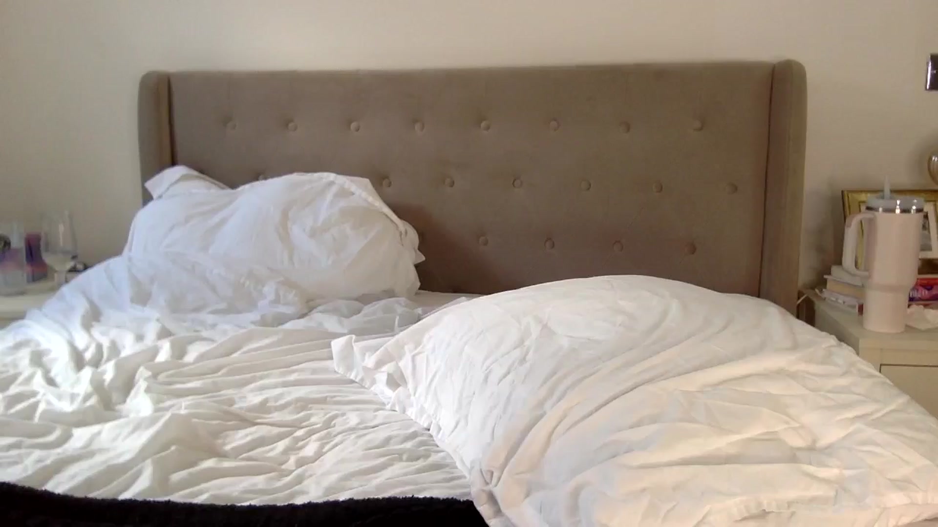 Gallery image thumbnail from louisezus's myfreecams stream on, 05/19/2025, 12:33 image 2 of 20