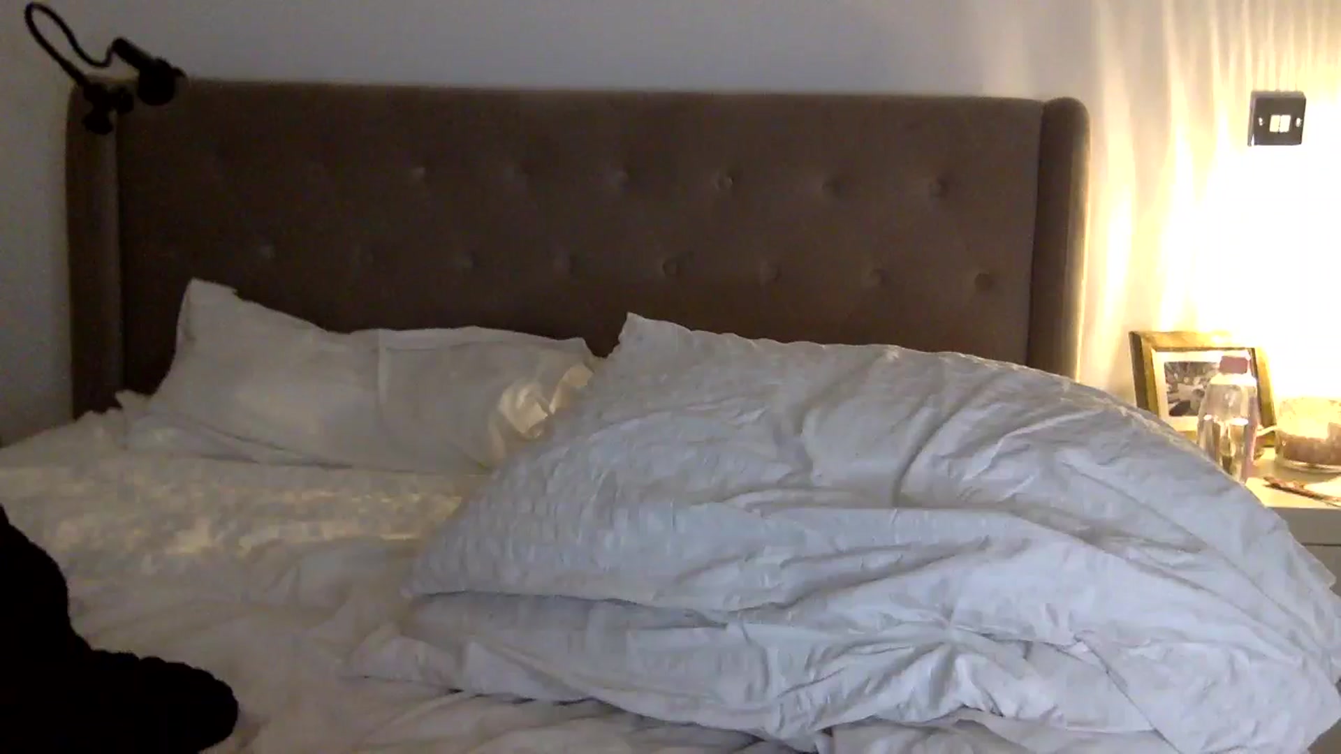 Gallery image thumbnail from louisezus's myfreecams stream on, 08/06/2025, 21:32 image 13 of 20