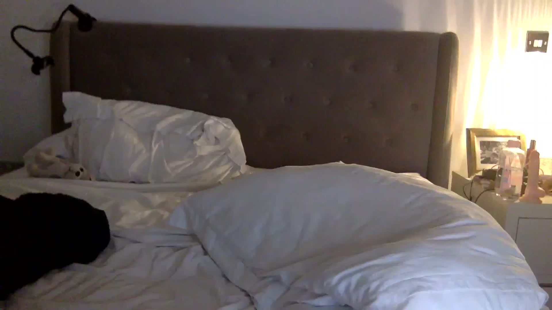 Gallery image thumbnail from louisezus's myfreecams stream on, 09/04/2025, 24:30 image 18 of 20