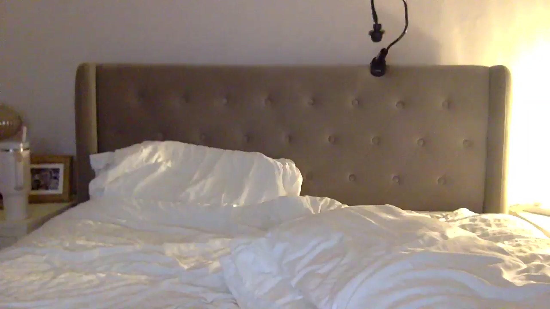 Gallery image thumbnail from louisezus's myfreecams stream on, 09/19/2025, 24:55 image 3 of 20