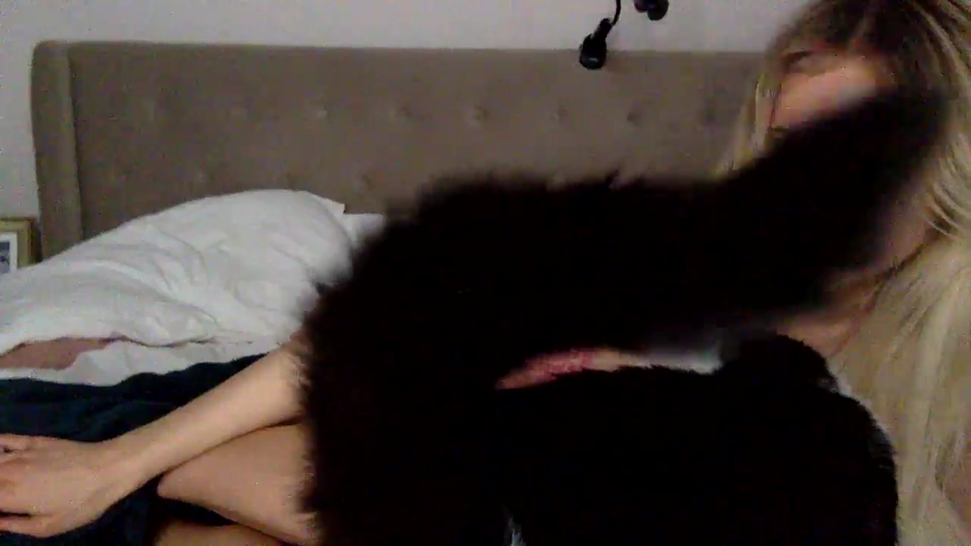 Gallery image thumbnail from louisezus's myfreecams stream on, 11/20/2025, 15:18 image 9 of 20