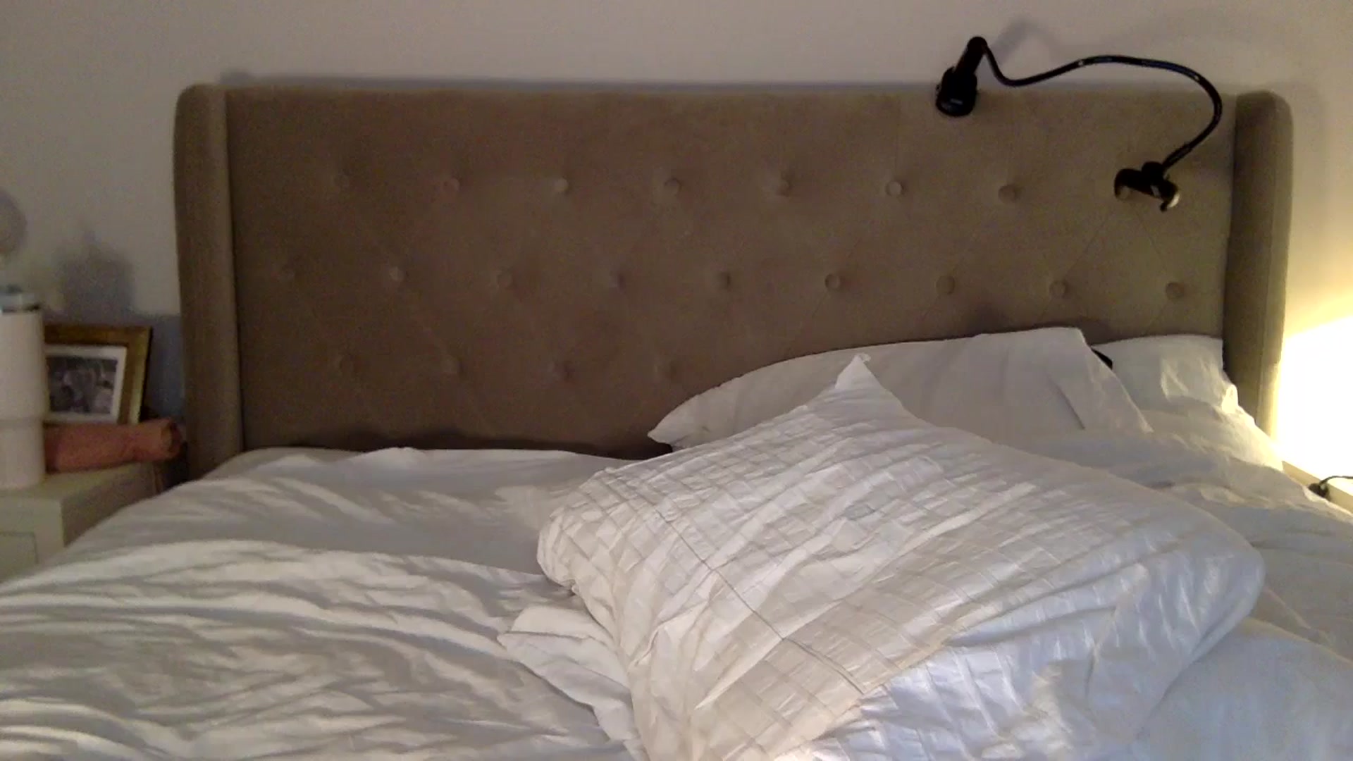 Gallery image thumbnail from louisezus's myfreecams stream on, 01/02/2026, 22:54 image 19 of 20
