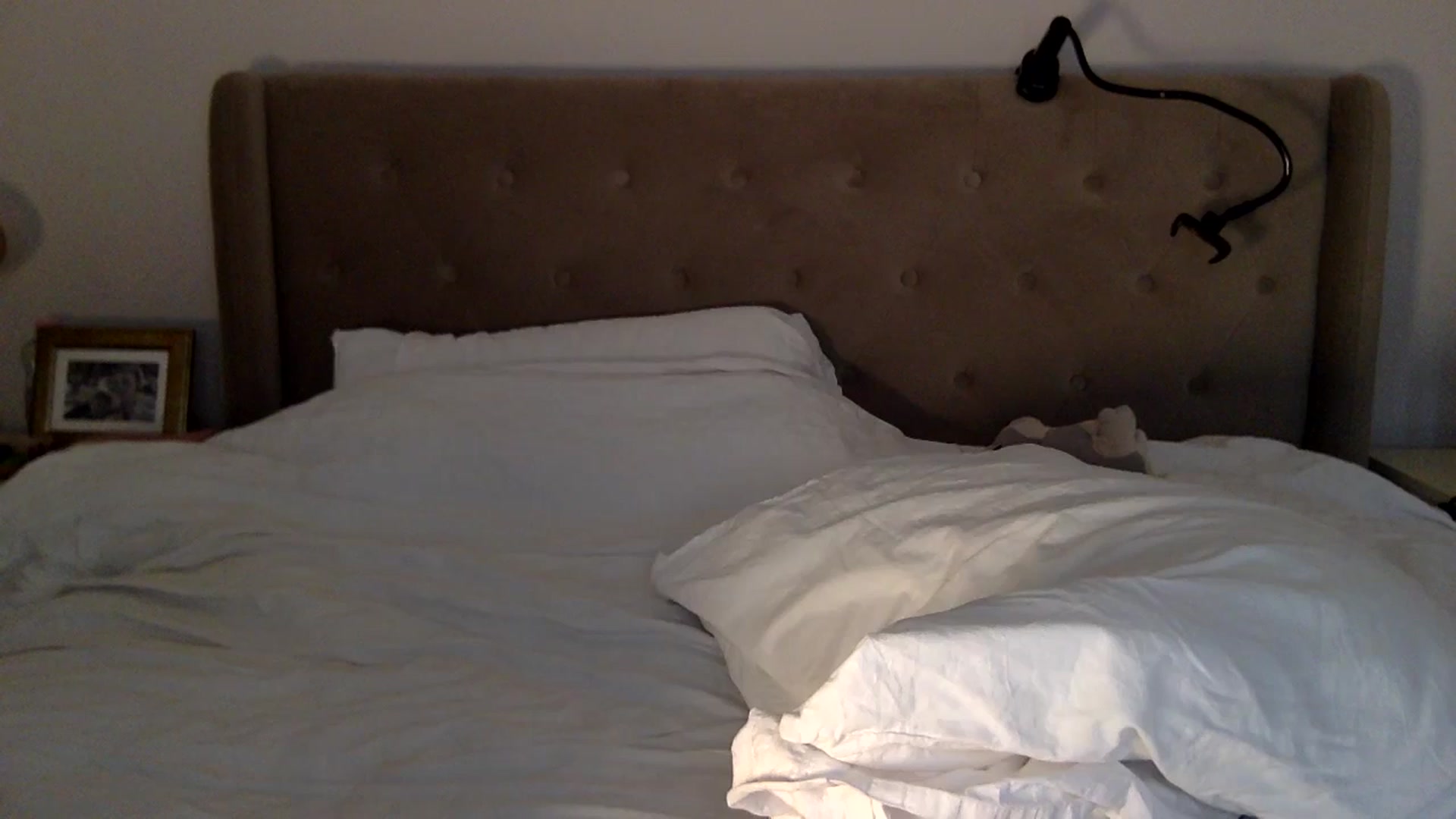 Gallery image thumbnail from louisezus's myfreecams stream on, 01/06/2026, 11:59 image 15 of 20