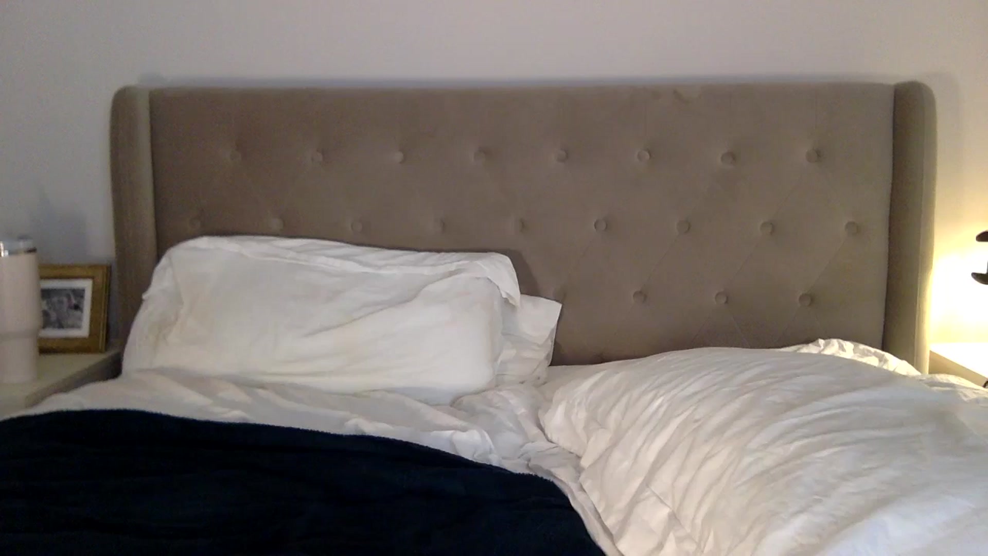 Gallery image thumbnail from louisezus's myfreecams stream on, 02/09/2026, 14:00 image 10 of 20