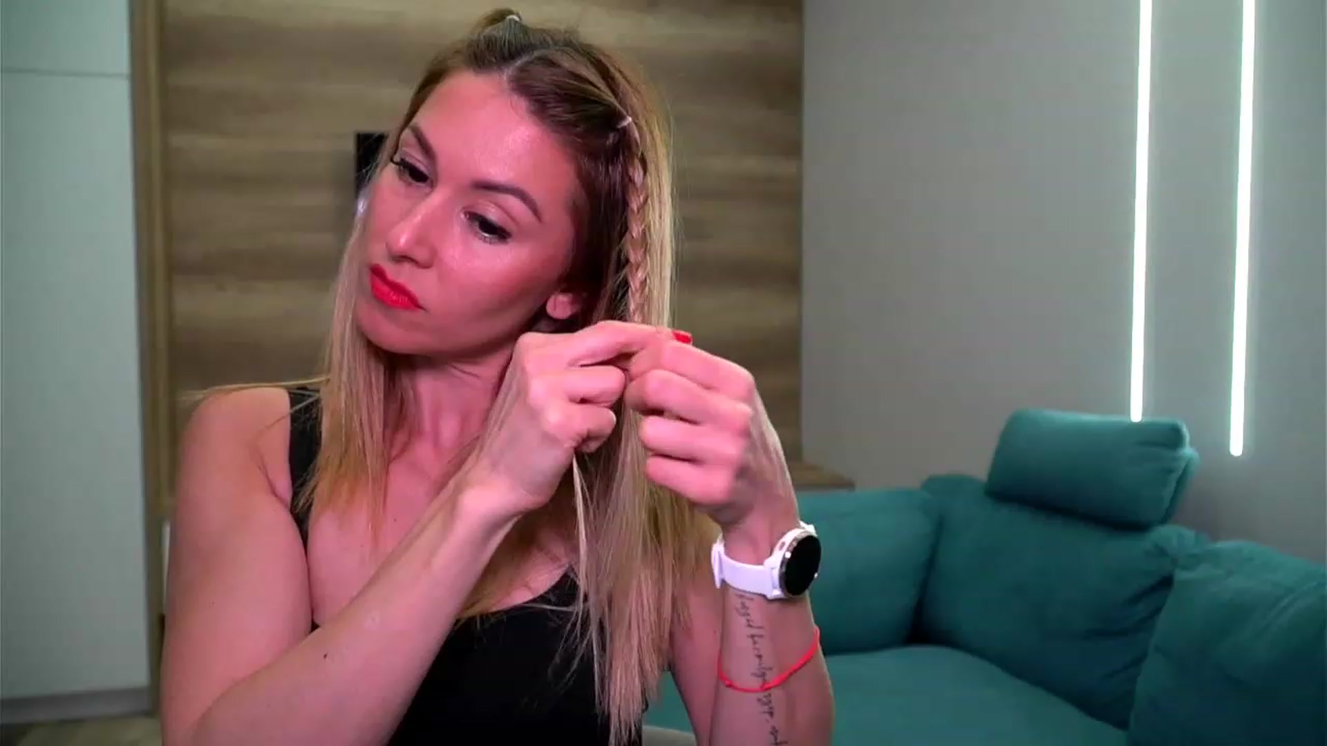 Gallery image thumbnail from lovelylollly's myfreecams stream on, 03/08/2023, 07:49 image 13 of 20