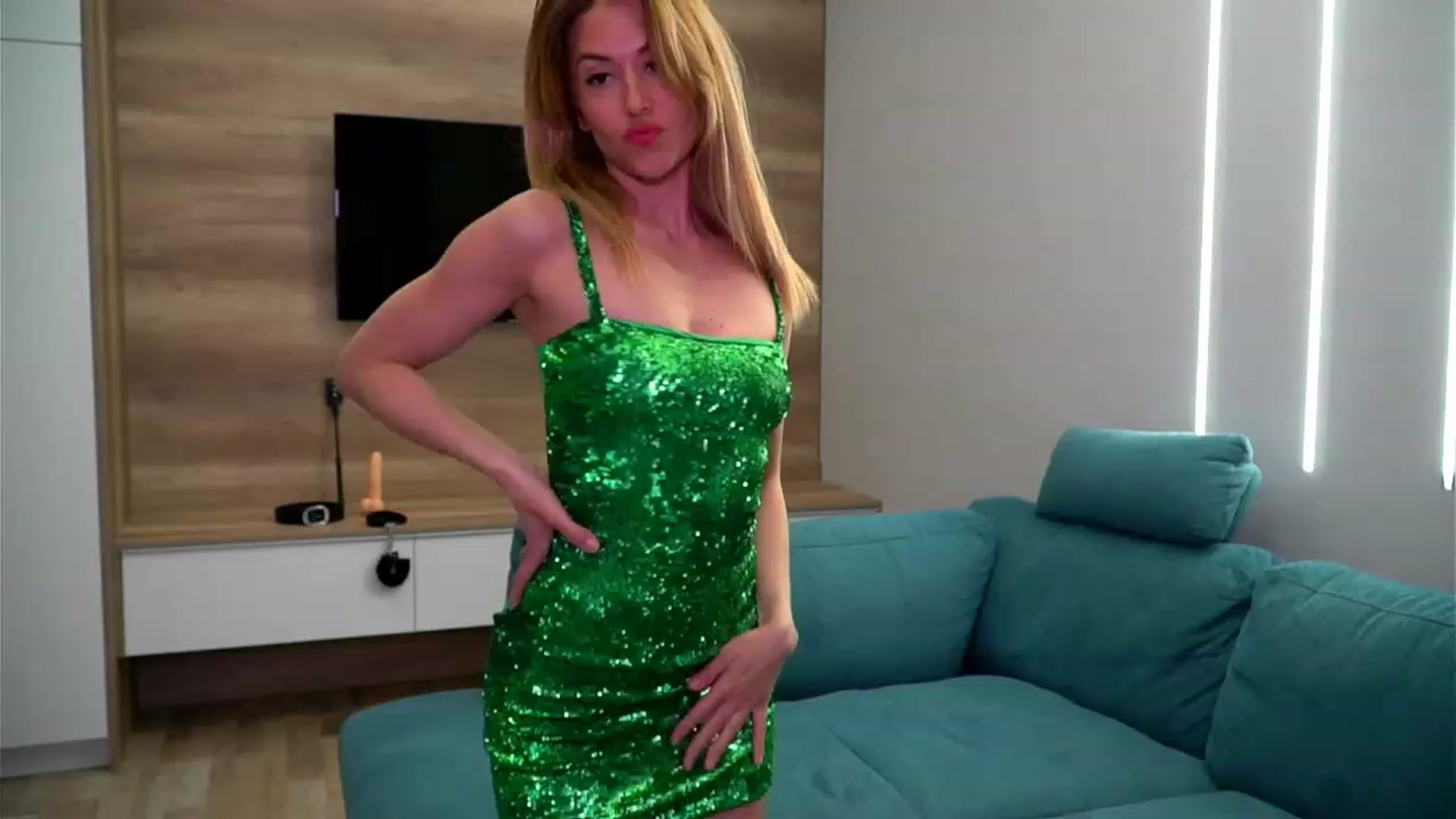 Gallery image thumbnail from lovelylollly's myfreecams stream on, 04/12/2023, 12:45 image 1 of 20