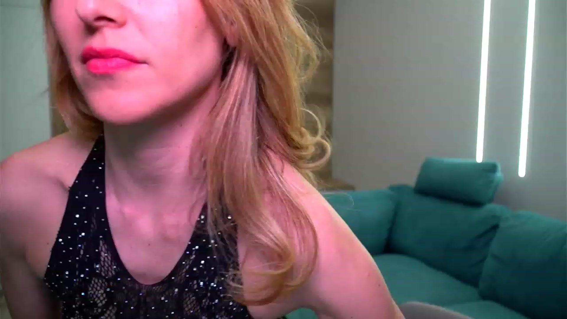 Gallery image thumbnail from lovelylollly's myfreecams stream on, 04/18/2023, 11:59 image 3 of 20