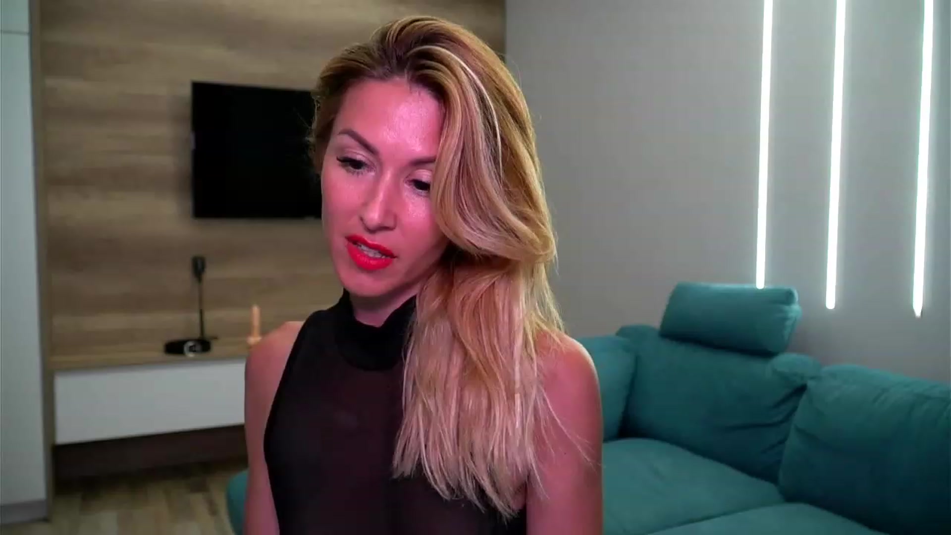 Gallery image thumbnail from lovelylollly's myfreecams stream on, 07/05/2023, 08:20 image 5 of 20