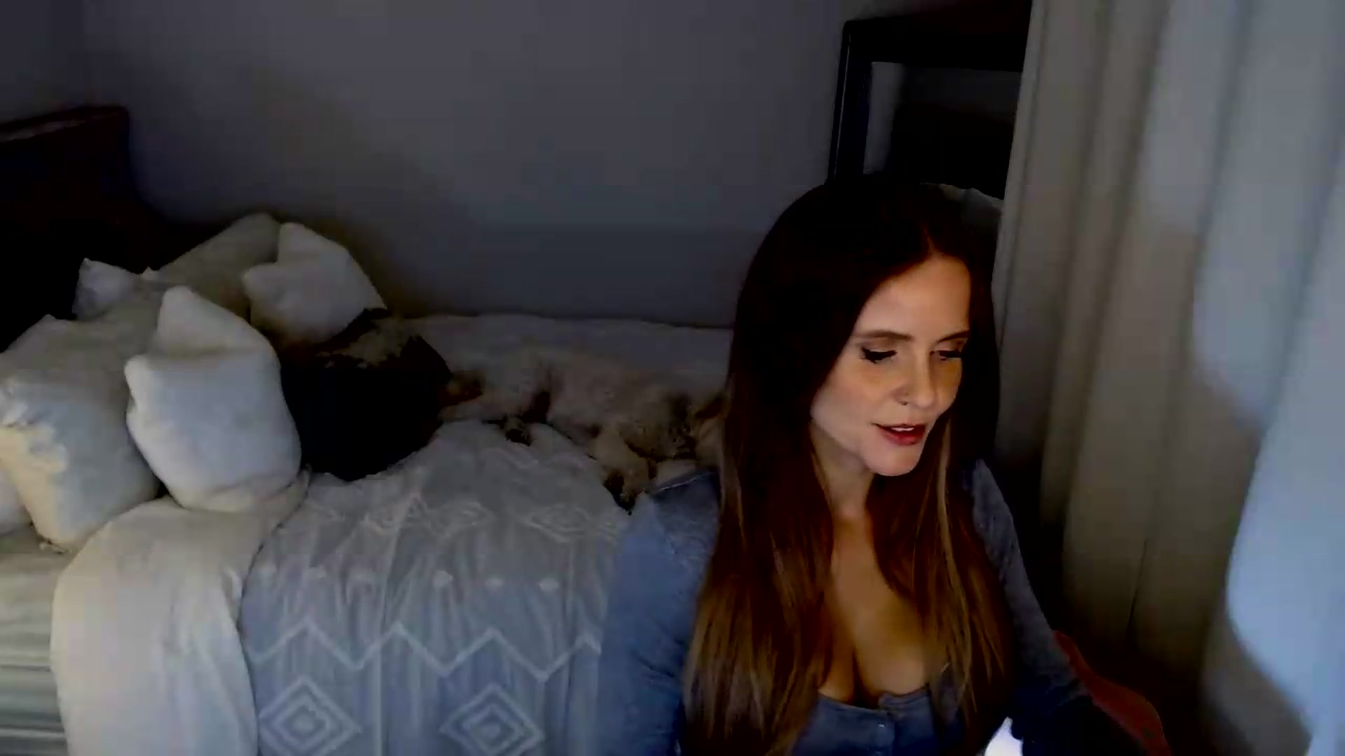 Gallery image thumbnail from lovemedaisy's myfreecams stream on, 09/13/2026, 06:13 image 11 of 20