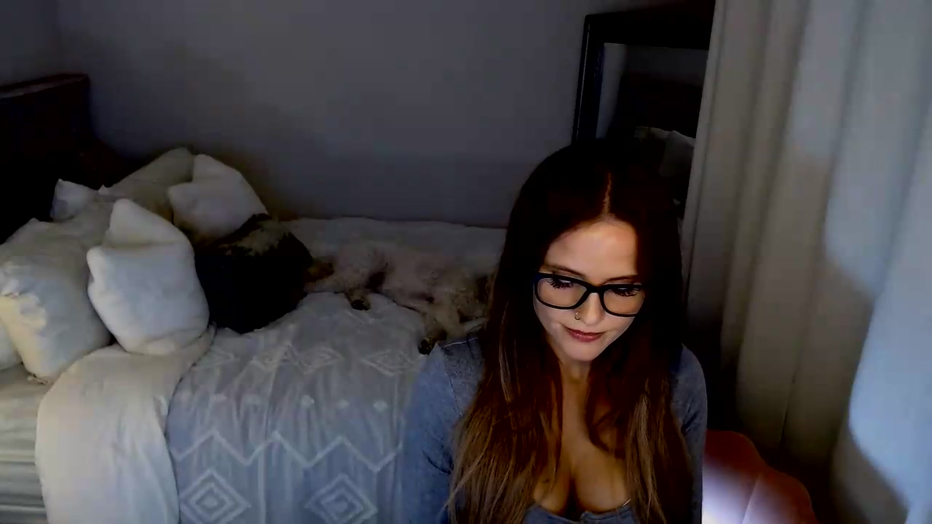 Gallery image thumbnail from lovemedaisy's myfreecams stream on, 09/13/2026, 06:13 image 16 of 20