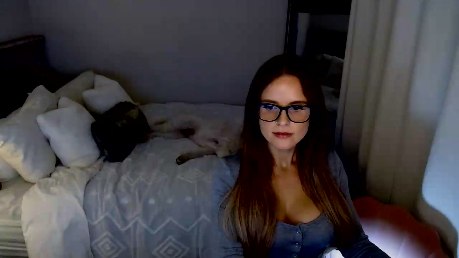 Gallery image thumbnail from lovemedaisy's myfreecams stream on, 09/13/2026, 07:43 image 16 of 20