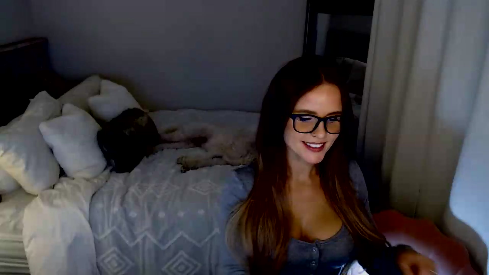 Gallery image thumbnail from lovemedaisy's myfreecams stream on, 09/13/2026, 07:43 image 15 of 20