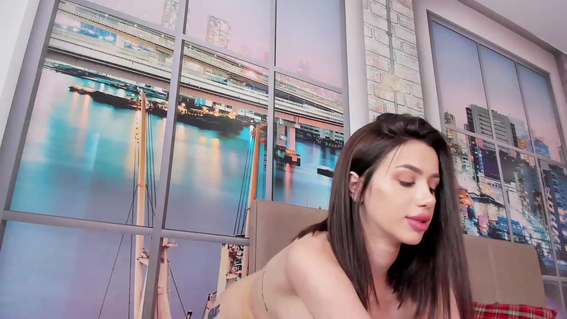 Gallery image thumbnail from lovequinee's myfreecams stream on, 06/20/2023, 09:59 image 6 of 20