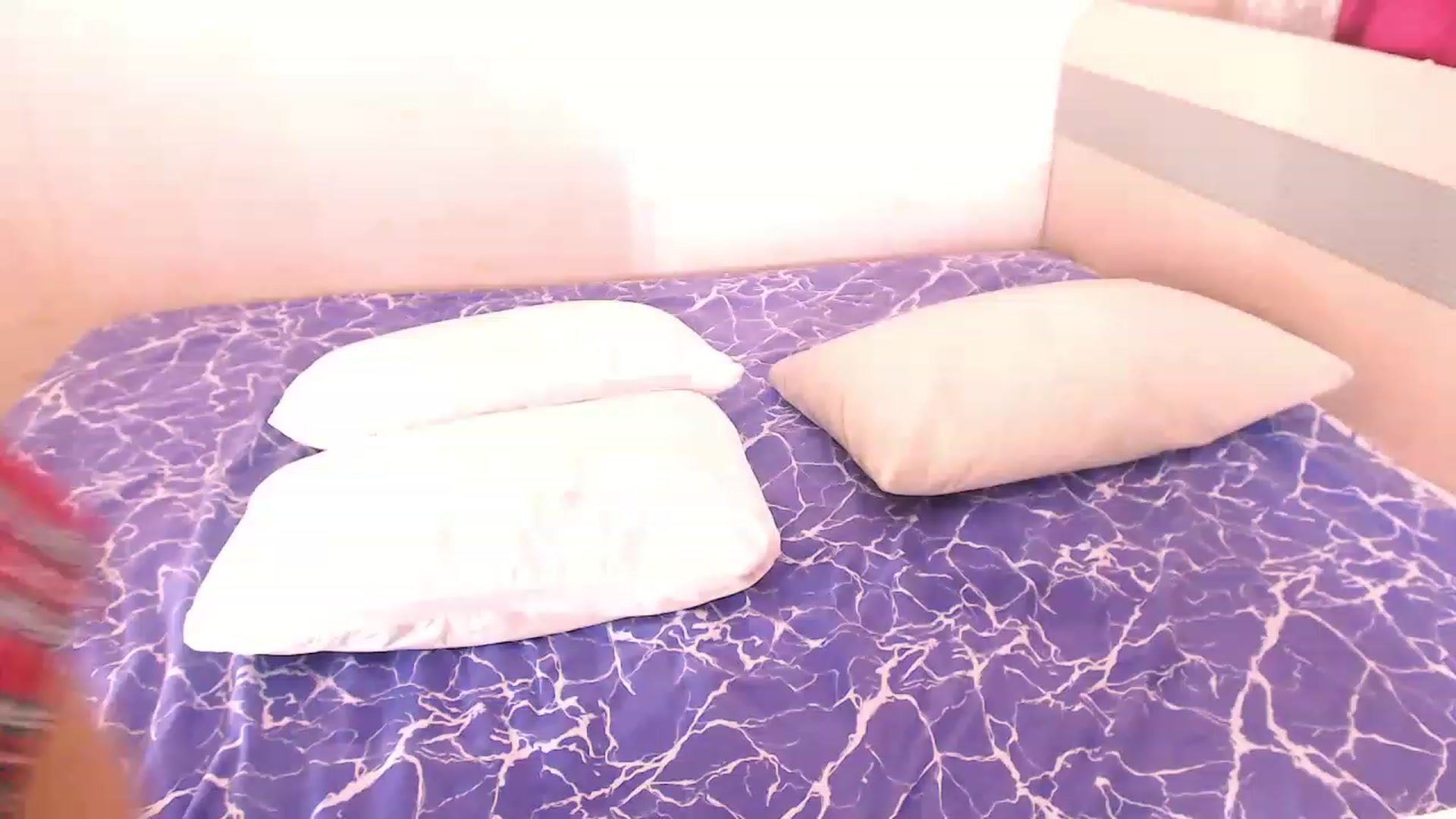 Gallery image thumbnail from lover_Kitten's myfreecams stream on, 02/07/2023, 12:48 image 8 of 20