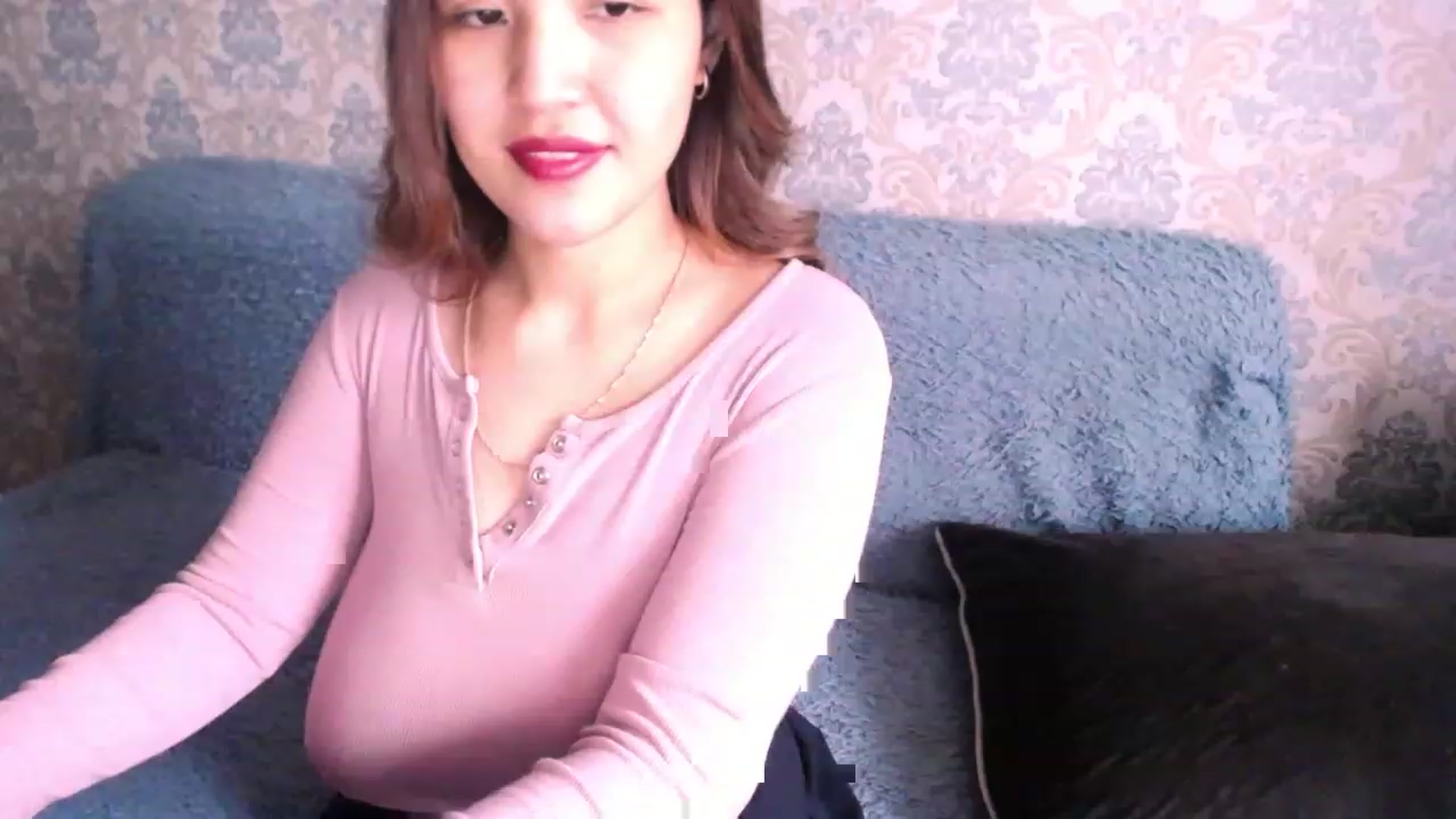 Gallery image thumbnail from lover_Kitten's myfreecams stream on, 04/09/2023, 05:30 image 9 of 20