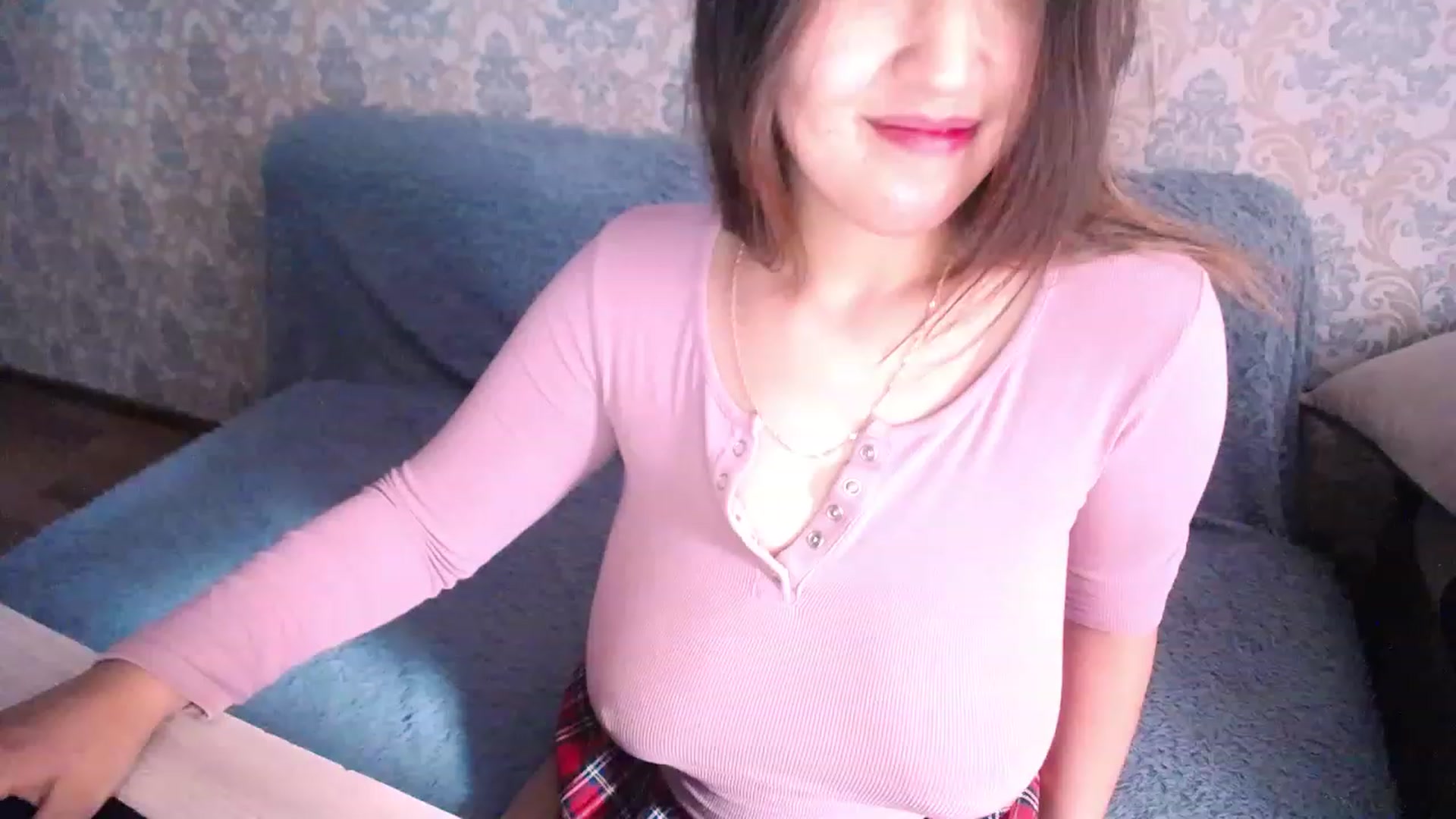 Gallery image thumbnail from lover_Kitten's myfreecams stream on, 06/14/2023, 12:26 image 8 of 20