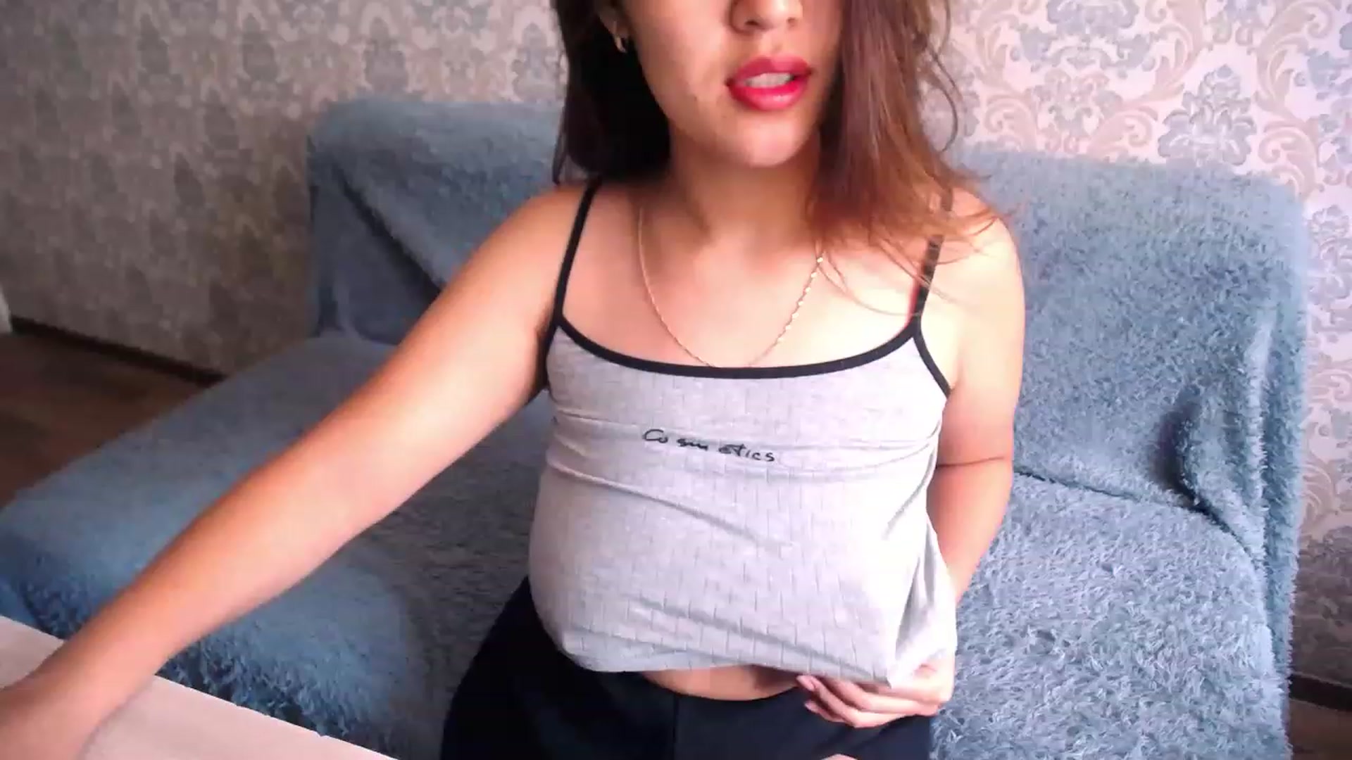 Gallery image thumbnail from lover_Kitten's myfreecams stream on, 06/21/2023, 07:01 image 10 of 20