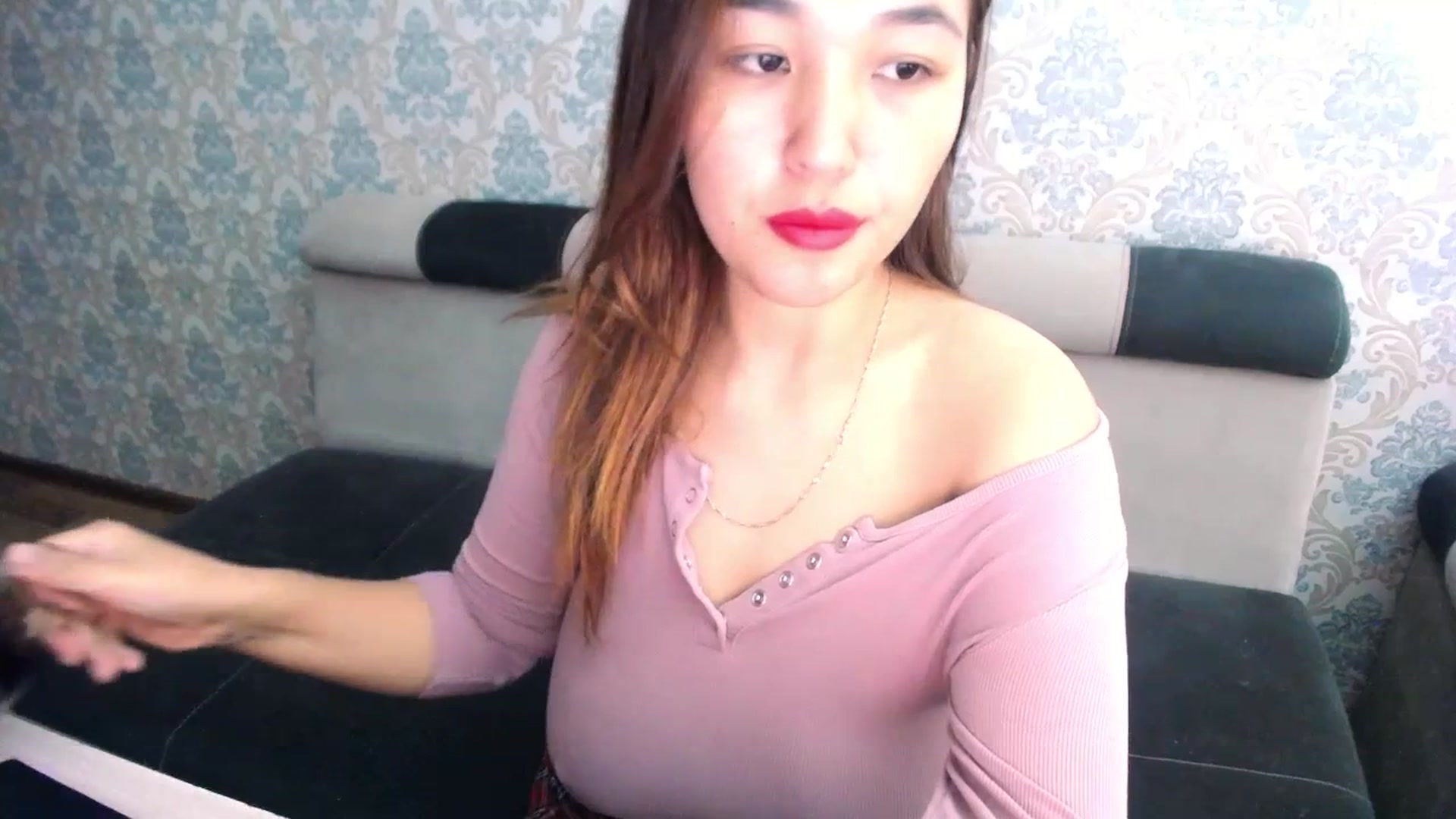 Gallery image thumbnail from lover_Kitten's myfreecams stream on, 07/08/2023, 12:19 image 6 of 20