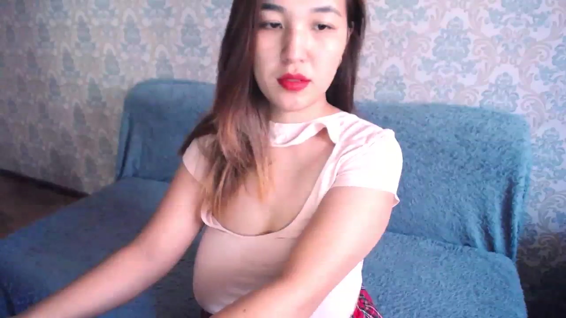 Gallery image thumbnail from lover_Kitten's myfreecams stream on, 08/14/2023, 07:28 image 4 of 20