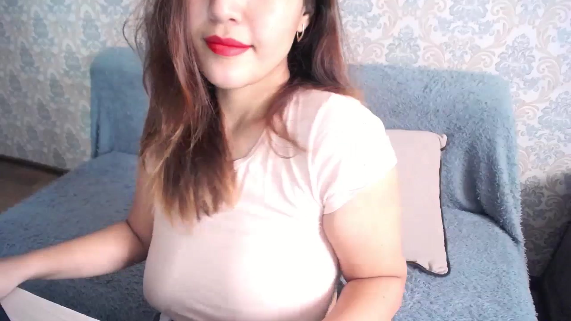 Gallery image thumbnail from lover_Kitten's myfreecams stream on, 09/25/2023, 12:30 image 6 of 20