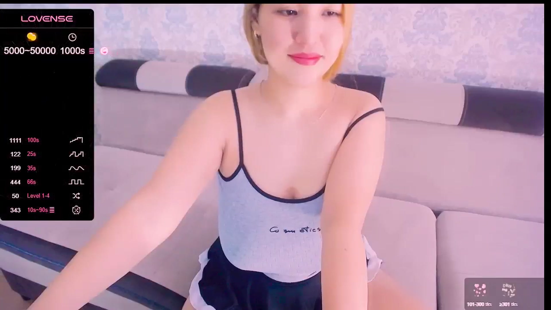 Gallery image thumbnail from lover_Kitten's myfreecams stream on, 02/26/2024, 07:28 image 16 of 20