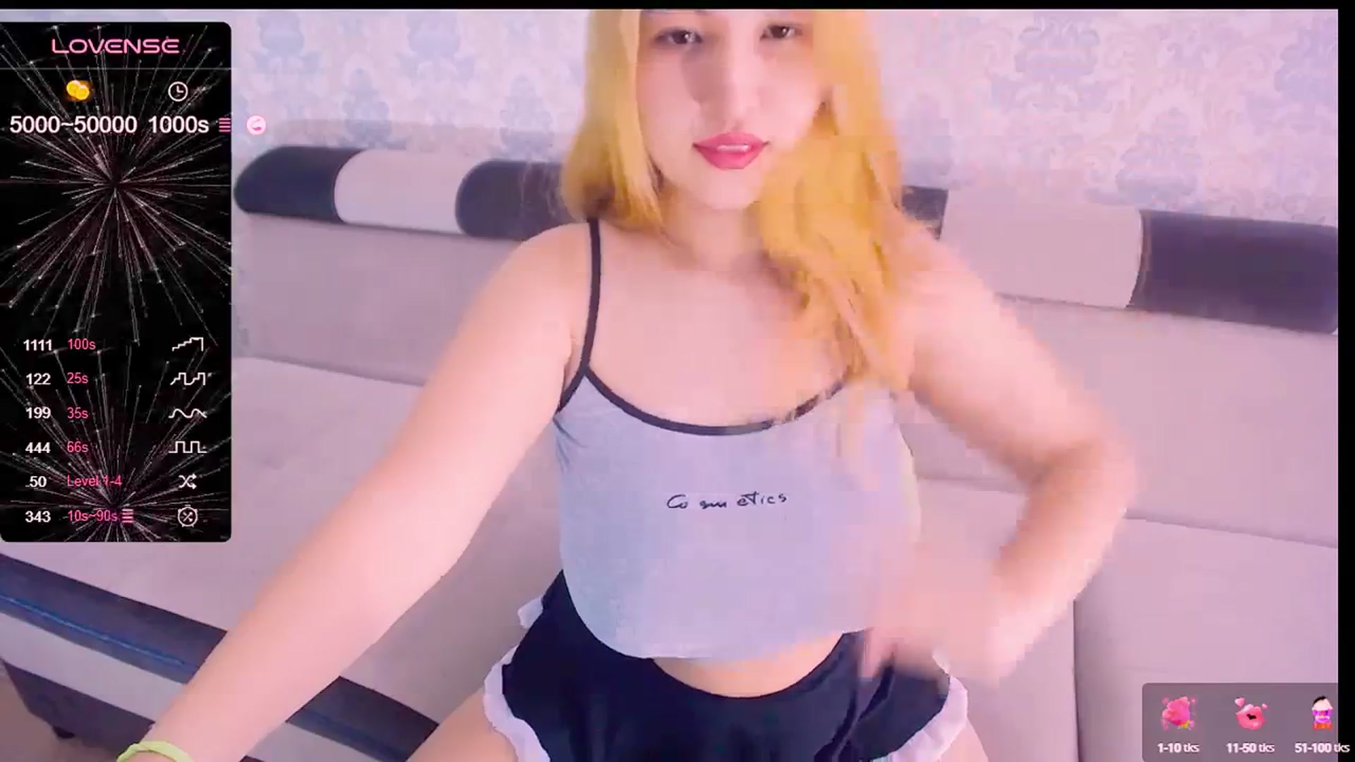 Gallery image thumbnail from lover_Kitten's myfreecams stream on, 02/26/2024, 07:28 image 19 of 20