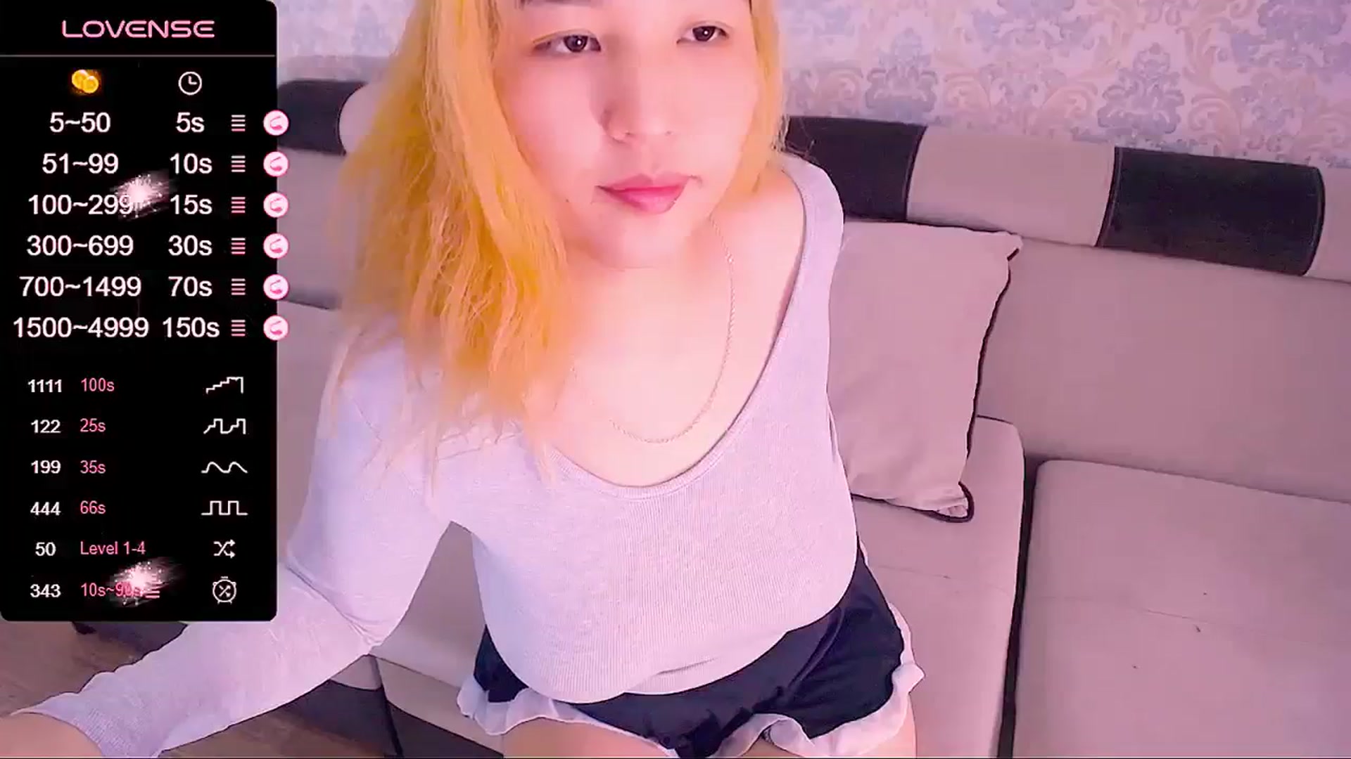 Gallery image thumbnail from lover_Kitten's myfreecams stream on, 03/10/2024, 11:42 image 2 of 20