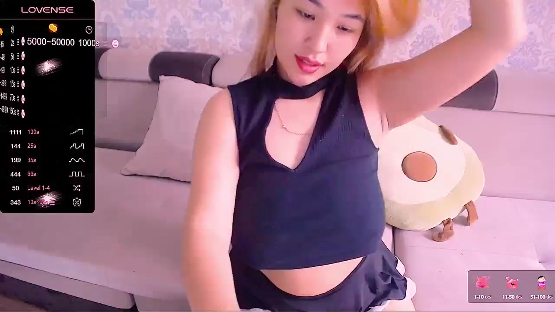 Gallery image thumbnail from lover_Kitten's myfreecams stream on, 03/19/2024, 07:52 image 1 of 20