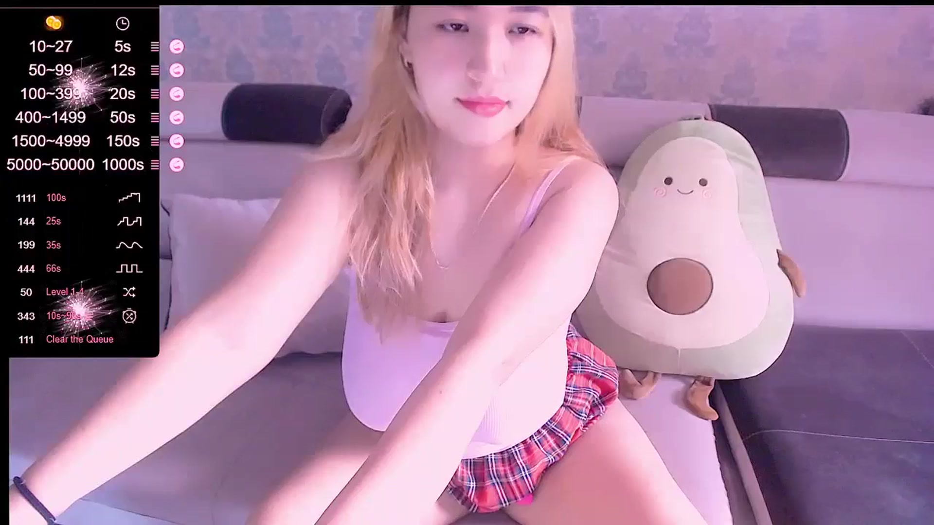 Gallery image thumbnail from lover_Kitten's myfreecams stream on, 04/19/2024, 11:51 image 10 of 20