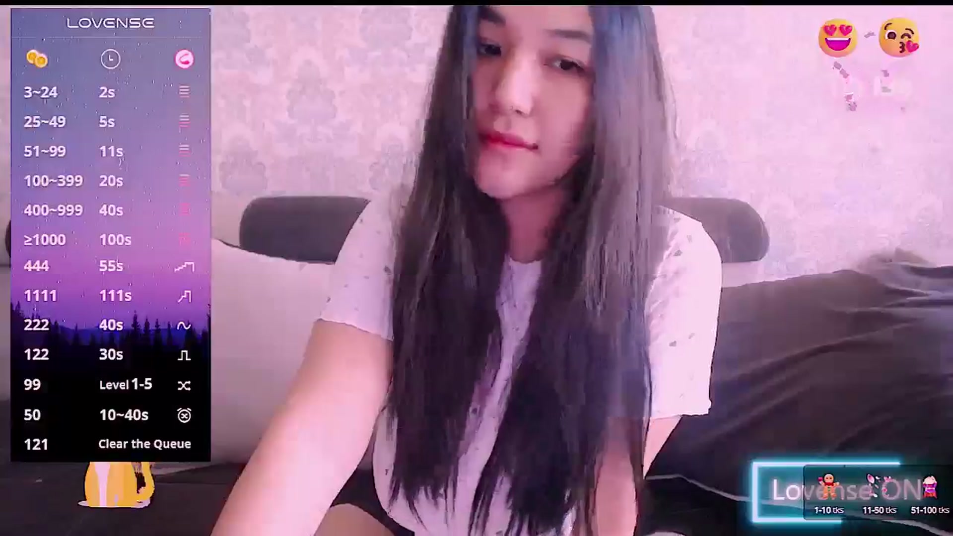 Gallery image thumbnail from lover_Kitten's myfreecams stream on, 12/03/2024, 08:02 image 18 of 20