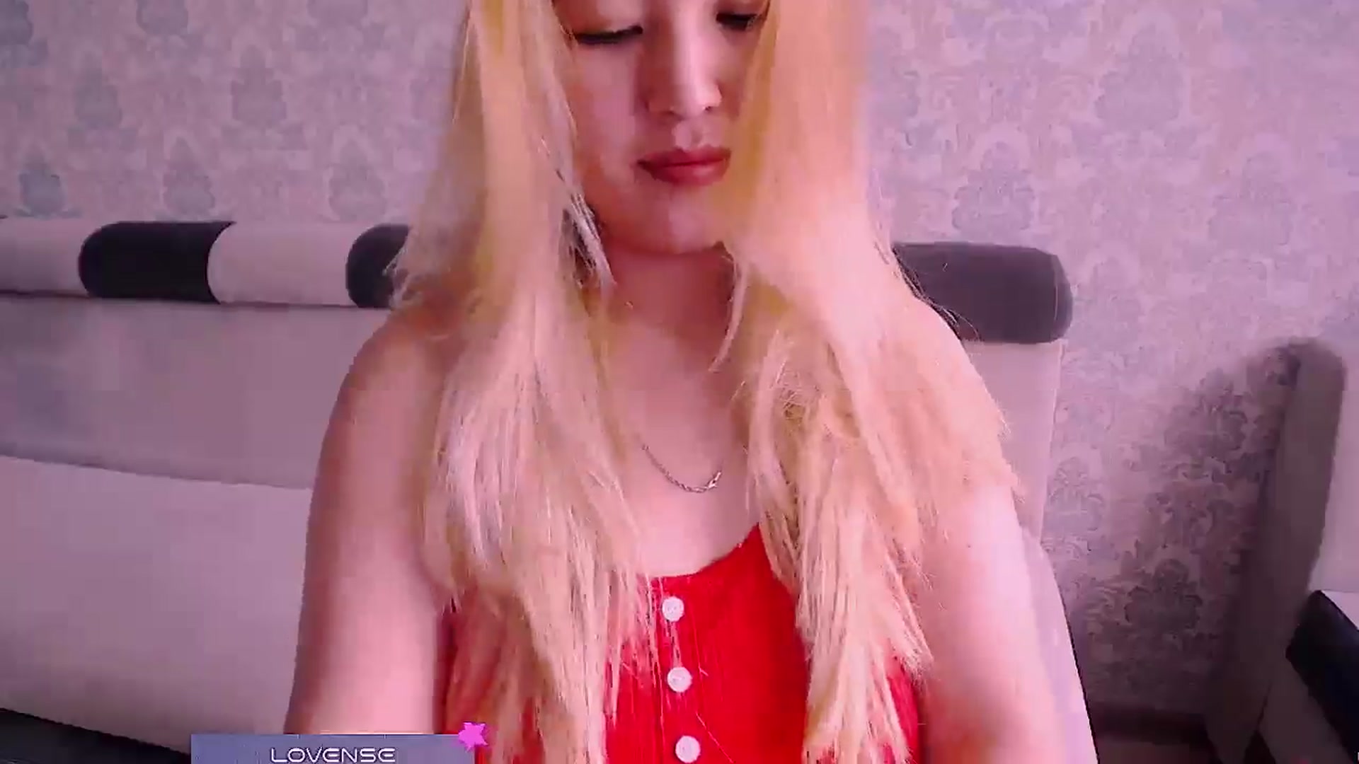 Gallery image thumbnail from lover_Kitten's myfreecams stream on, 04/14/2025, 08:11 image 8 of 20